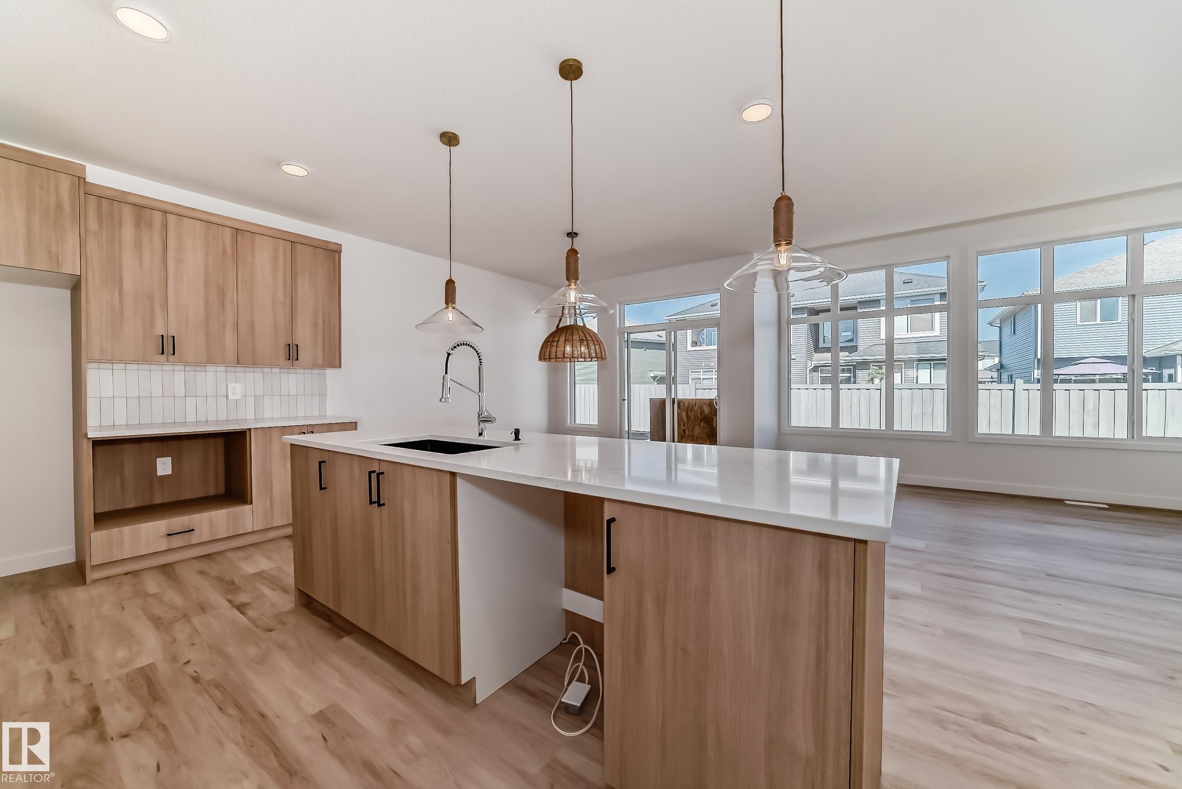 Photo 9 at 20624 43 Avenue NW, Edgemont, Edmonton