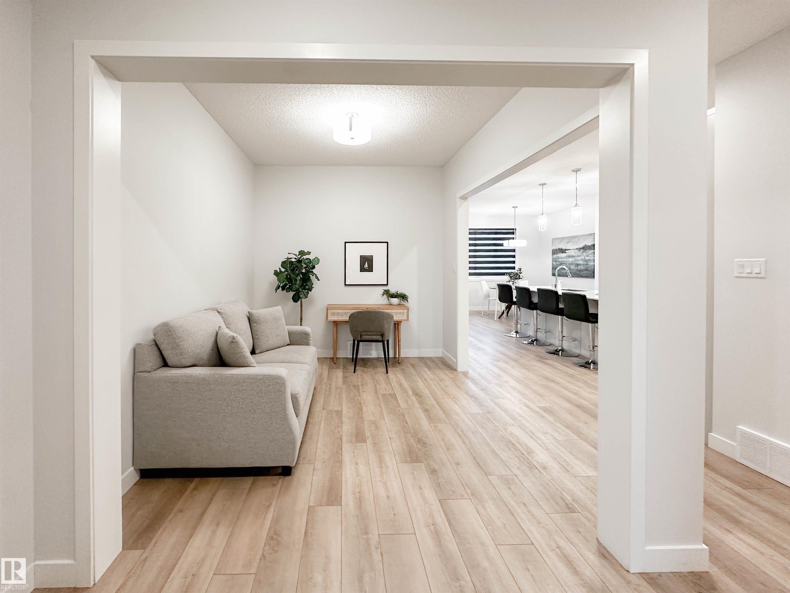 Picture for 22614 99A AV NW