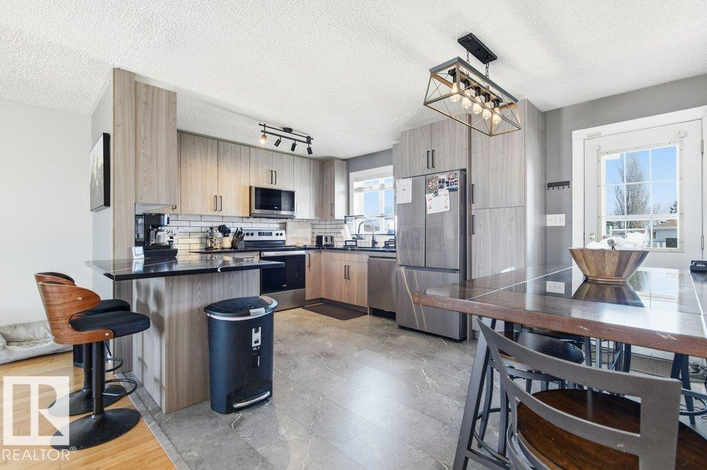 Photo 12 at 9935 93 Street, River Pointe, Fort Saskatchewan