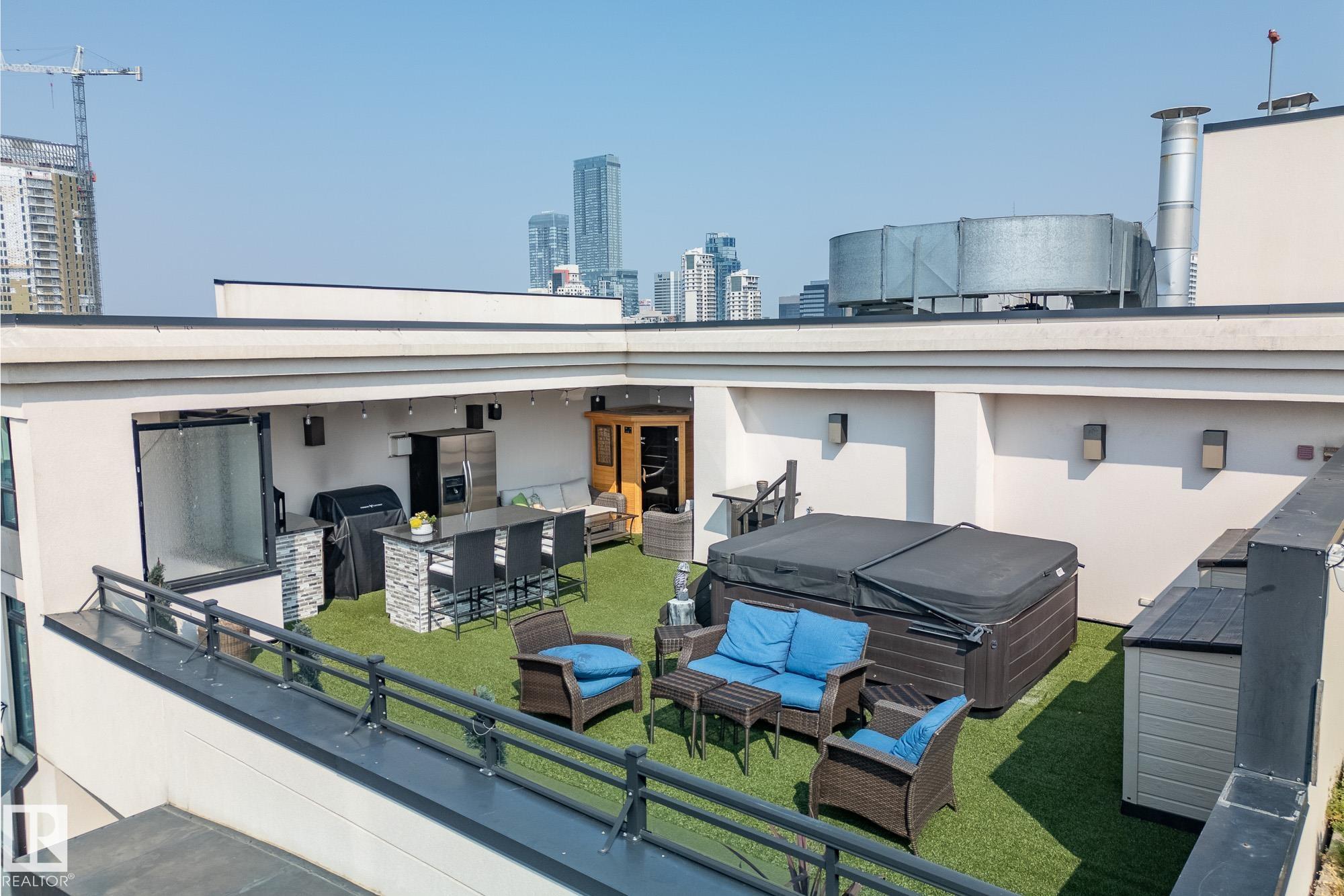 PH04/1804 - 9939 109 Street NW, Downtown, Edmonton