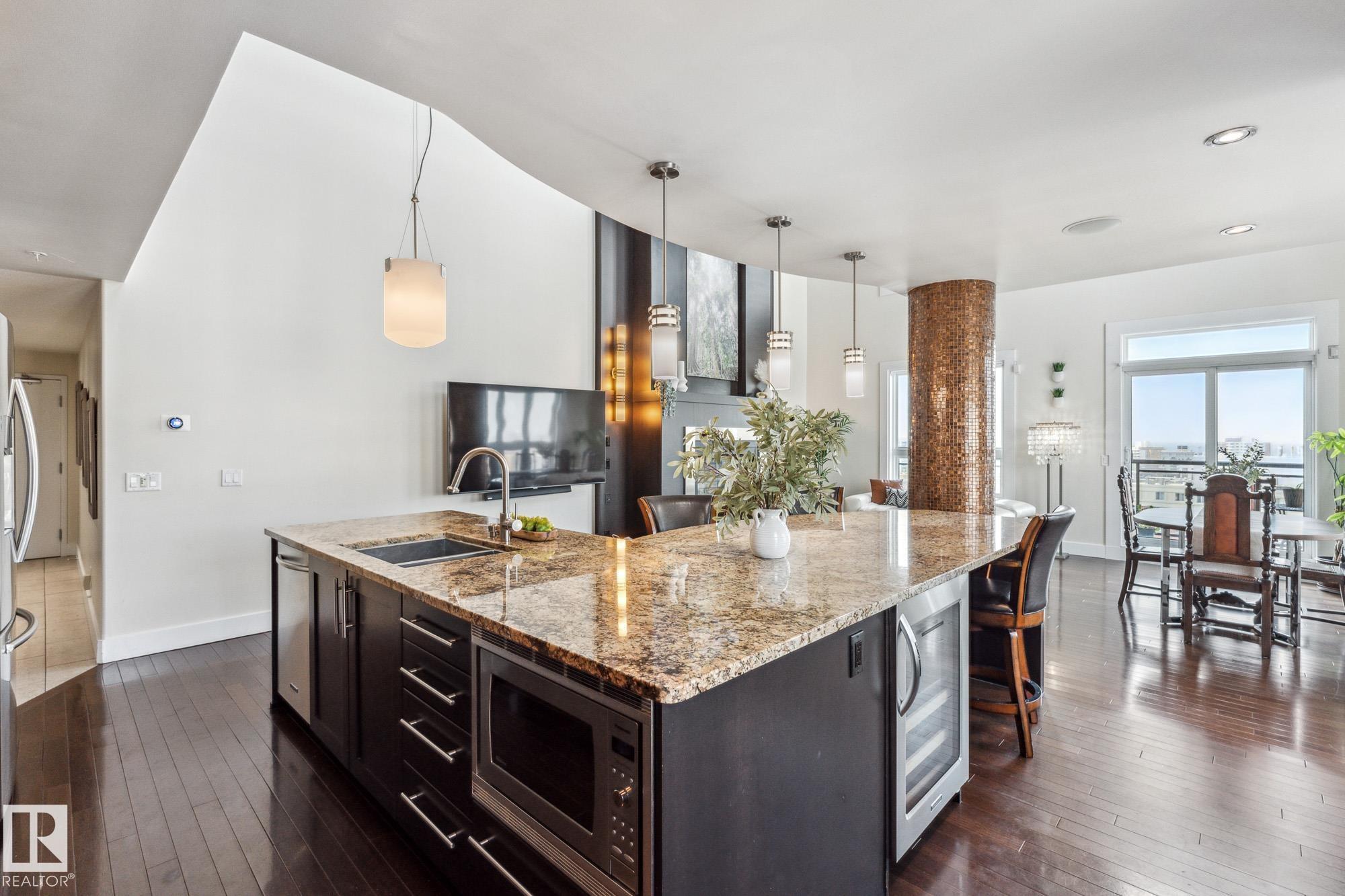 Photo 17 at PH04/1804 - 9939 109 Street NW, Downtown, Edmonton