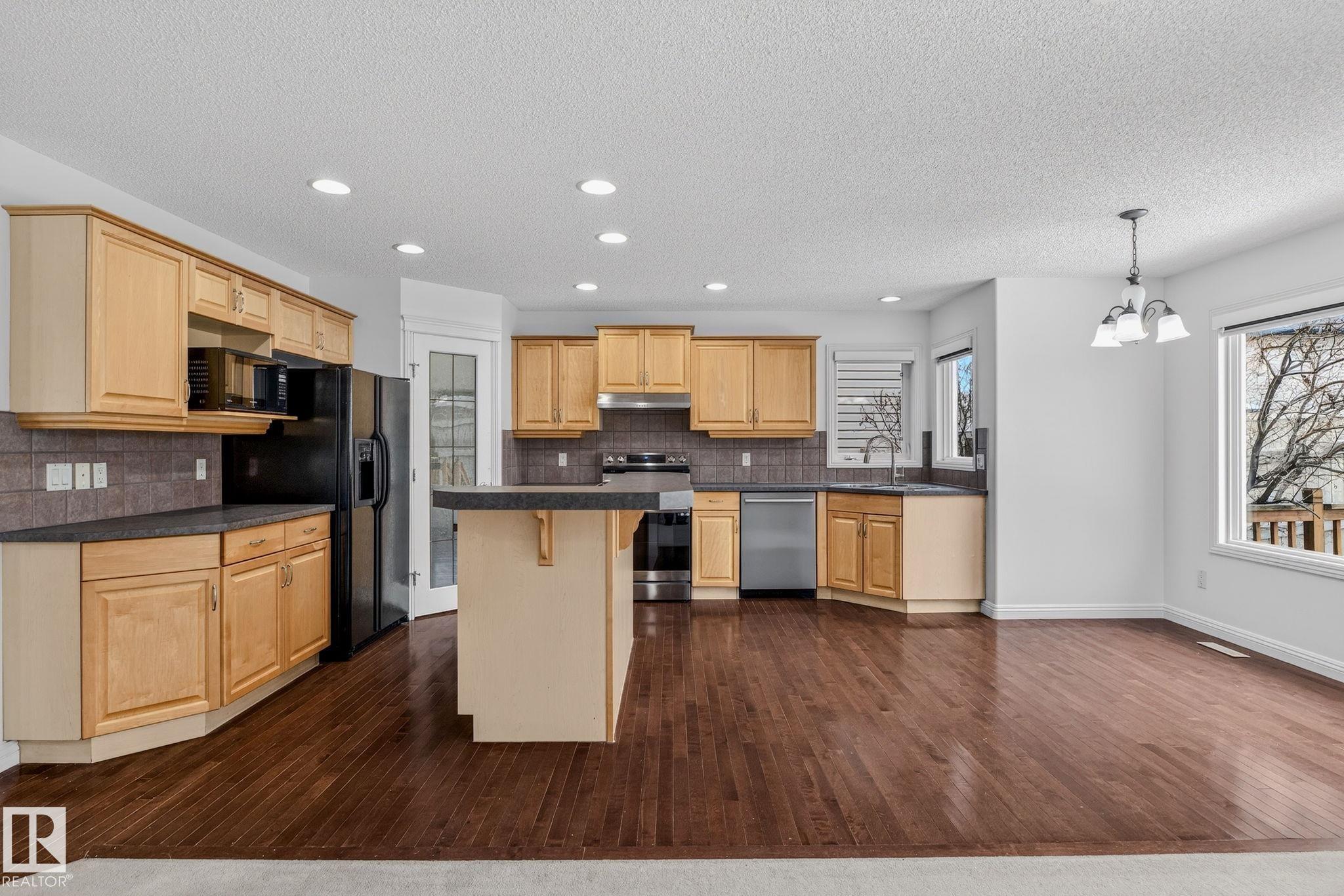 Photo 14 at 978 Rutherford Road SW, Rutherford, Edmonton