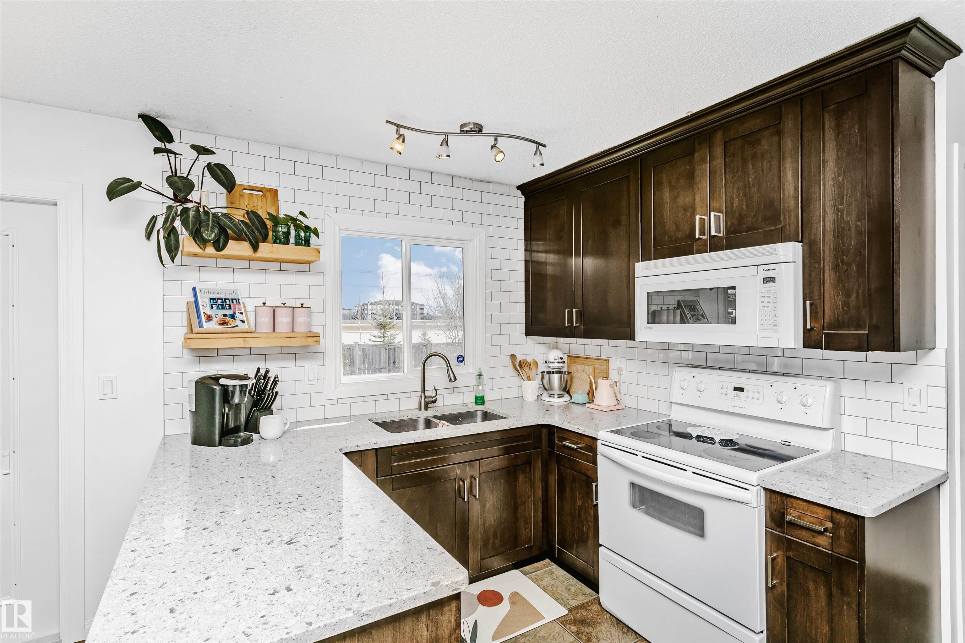 Photo 13 at 8841 92 Avenue, Pineview Fort Sask., Fort Saskatchewan