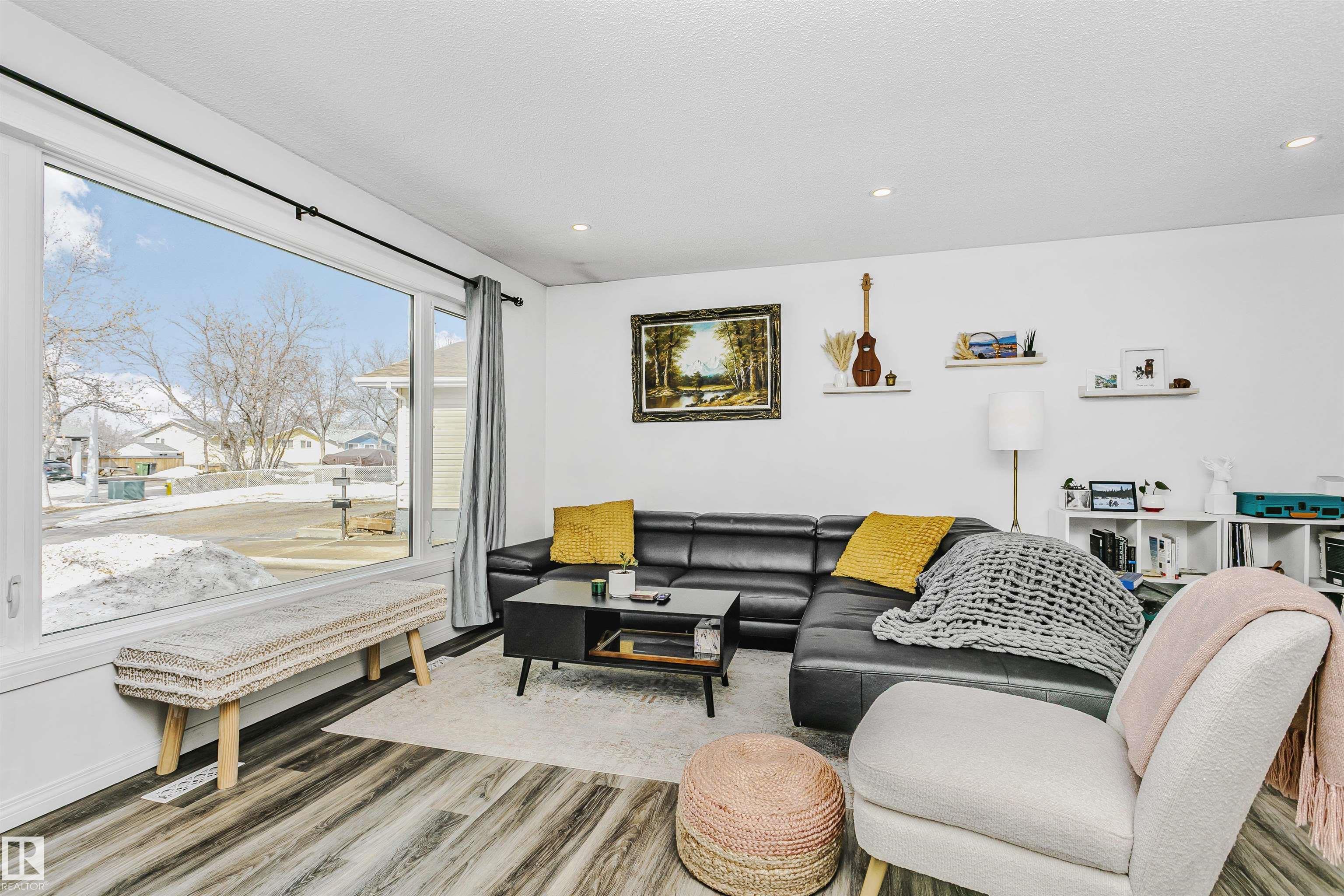 Photo 7 at 8841 92 Avenue, Pineview Fort Sask., Fort Saskatchewan