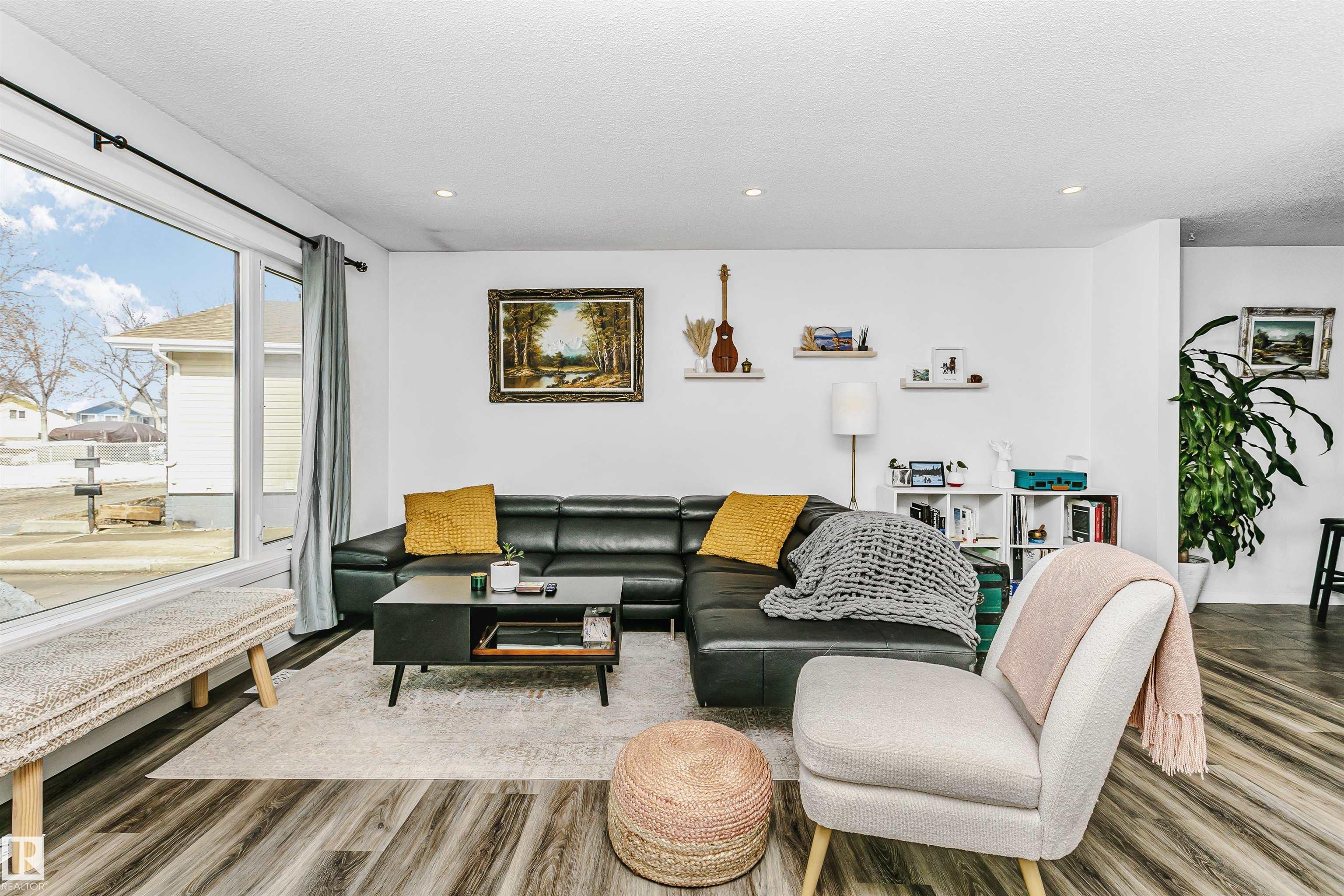 Photo 8 at 8841 92 Avenue, Pineview Fort Sask., Fort Saskatchewan