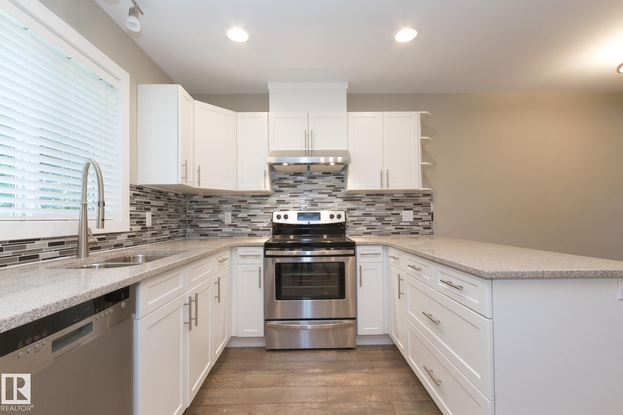 Picture for 12504 119 AV NW