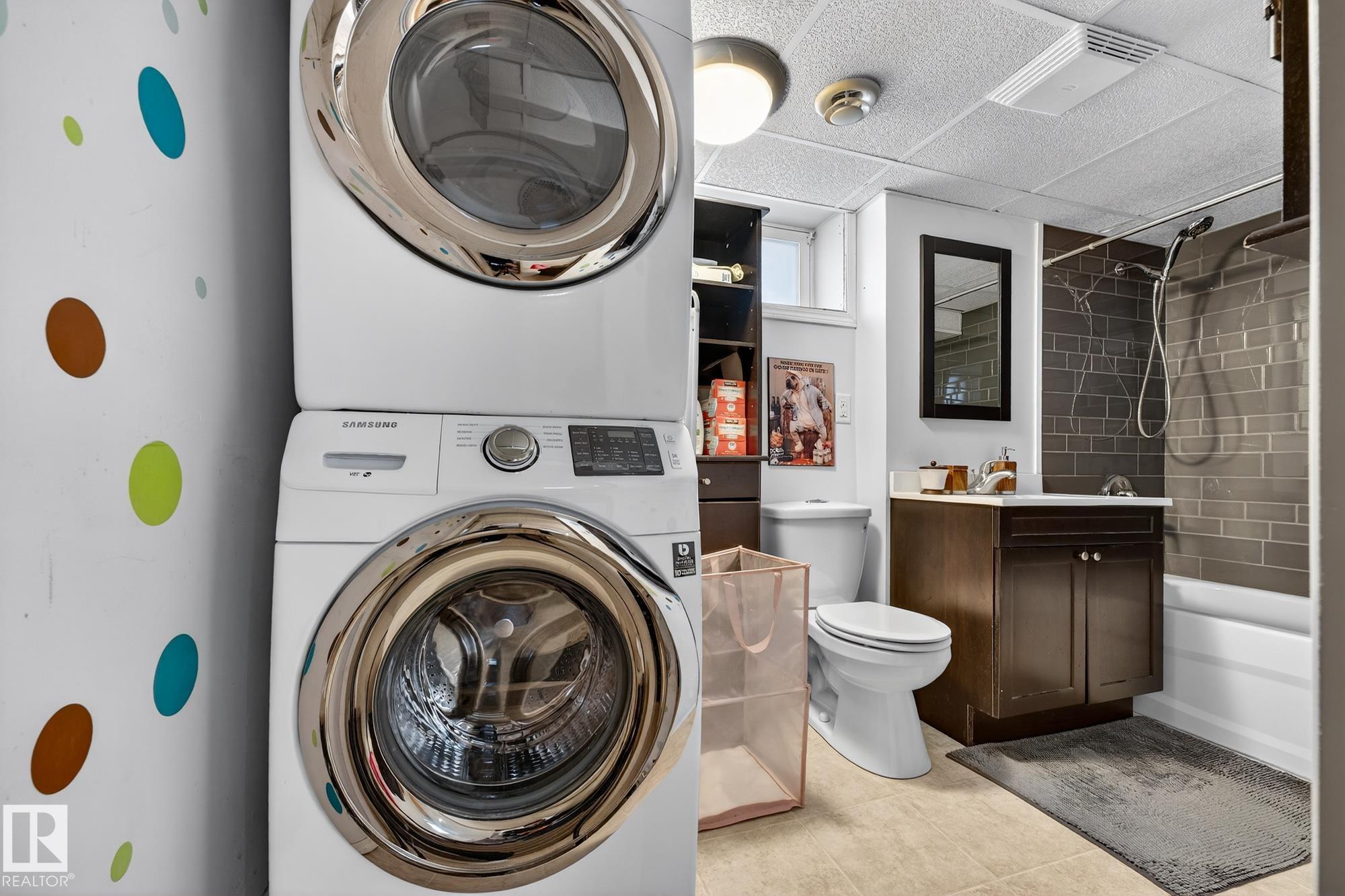 Photo 36 at 11343 67 Street NW, Highlands, Edmonton