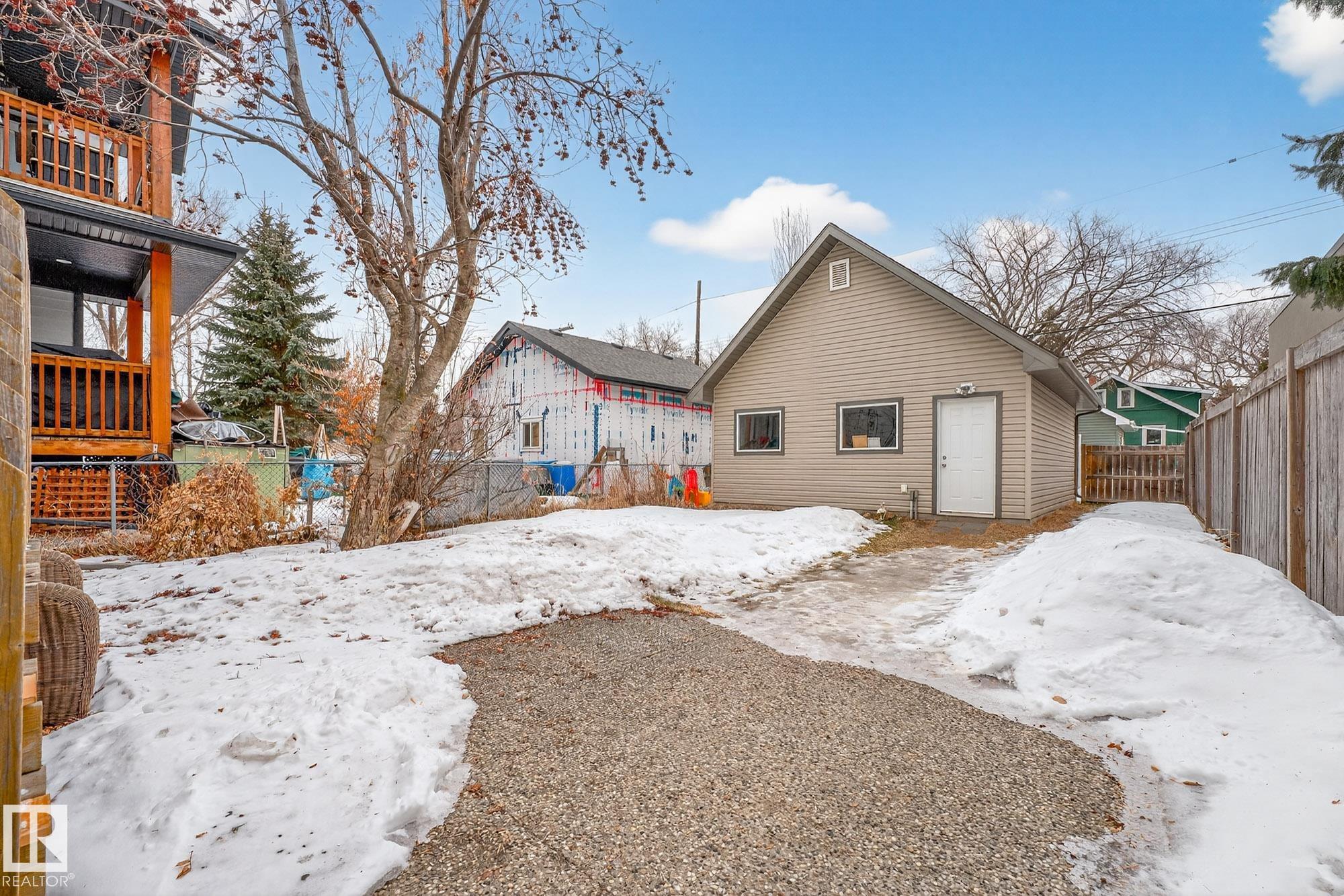 Photo 40 at 11343 67 Street NW, Highlands, Edmonton