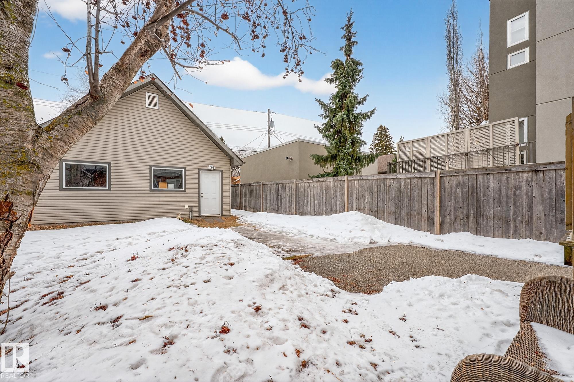 Photo 41 at 11343 67 Street NW, Highlands, Edmonton
