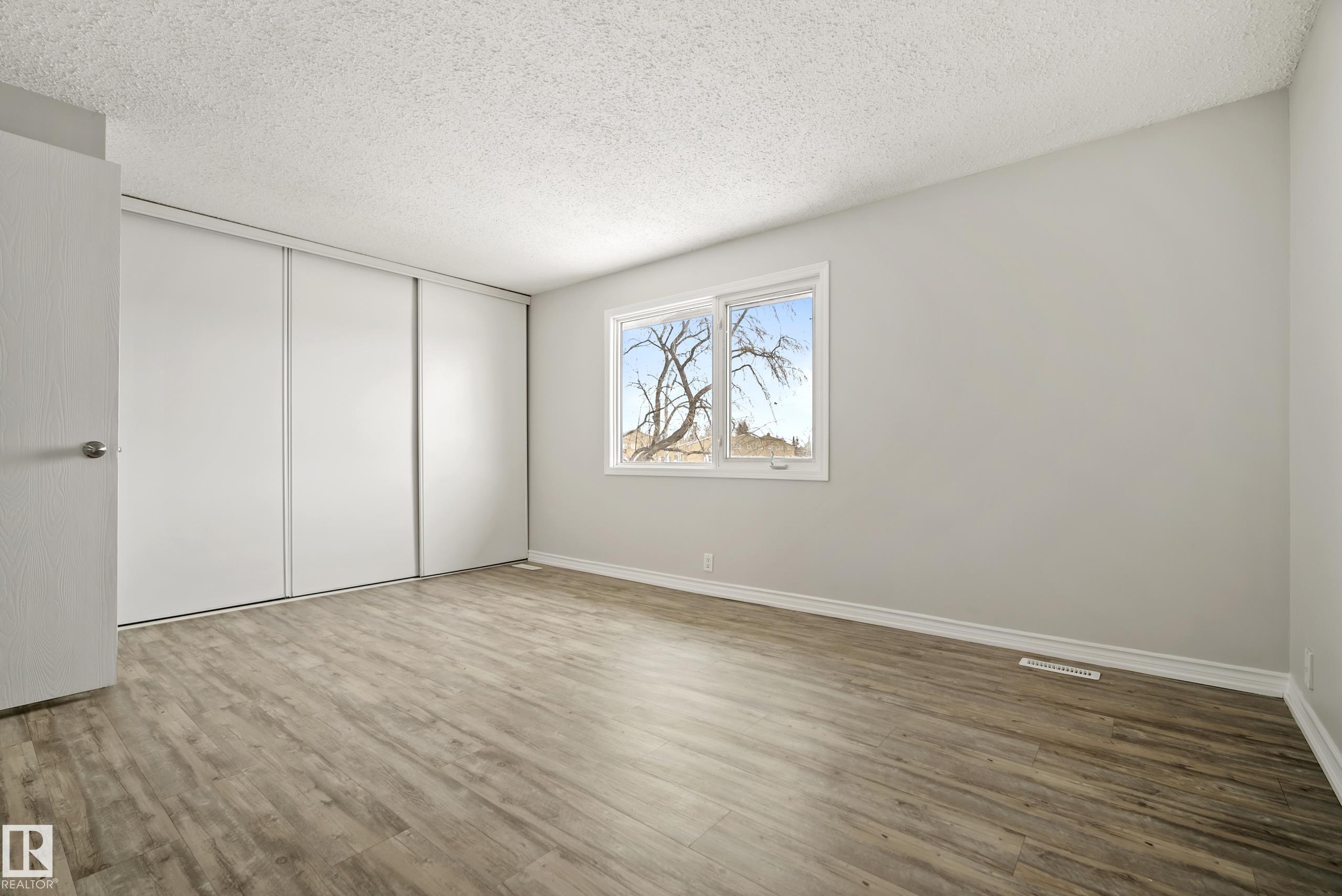 Photo 16 at 3311 139 Avenue NW, Hairsine, Edmonton