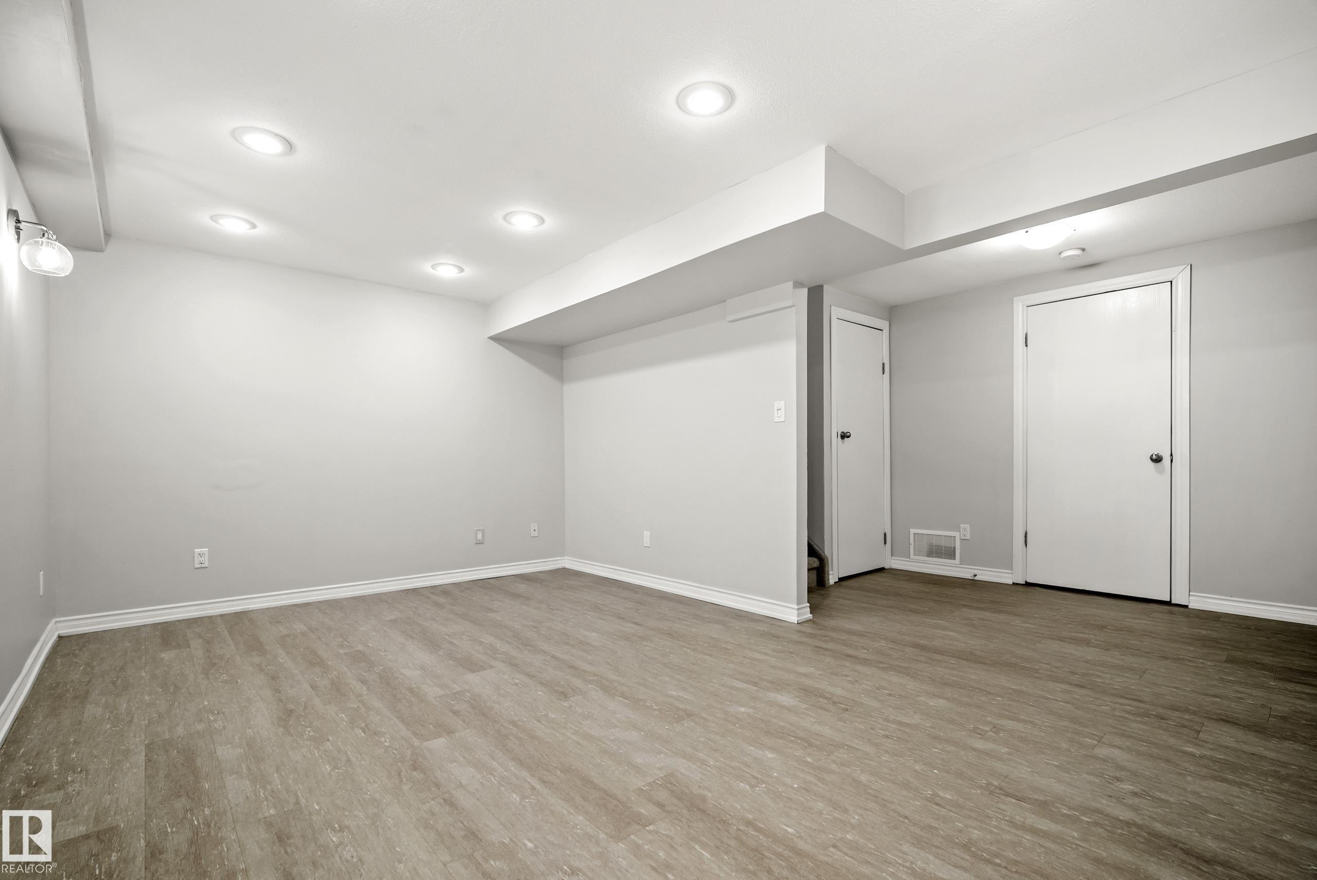 Photo 25 at 3311 139 Avenue NW, Hairsine, Edmonton