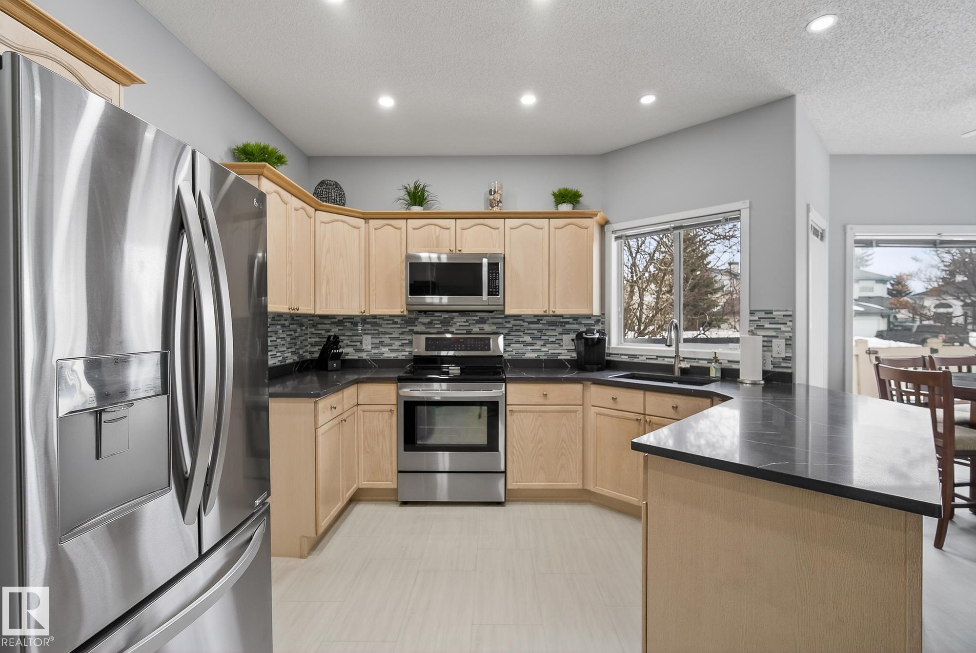 Photo 19 at 17204 113 Street NW, Canossa, Edmonton
