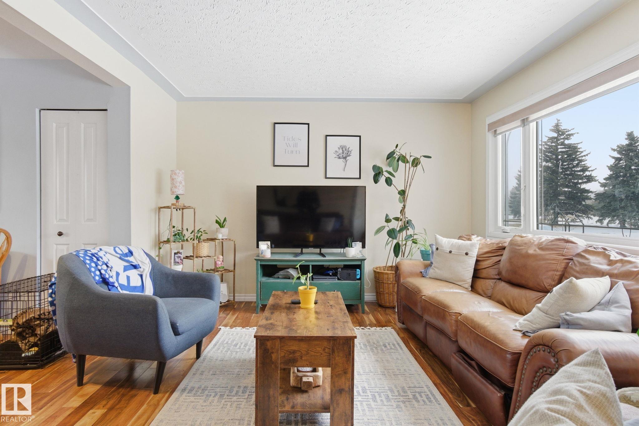 Picture for 12820 95 ST NW