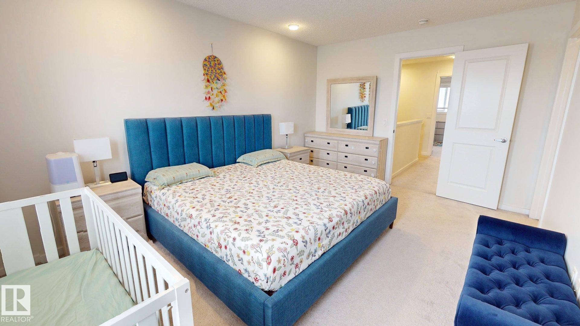 Photo 12 at 2093 Maple Road NW, Maple Crest, Edmonton