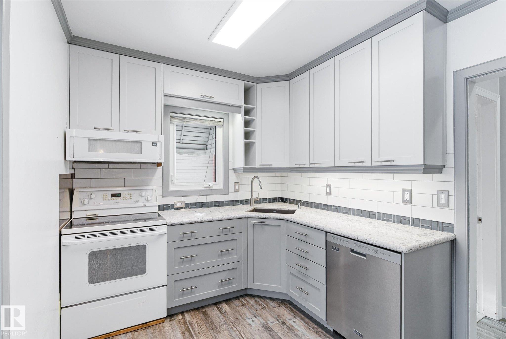 Photo 13 at 11715 123 Street NW, Inglewood, Edmonton