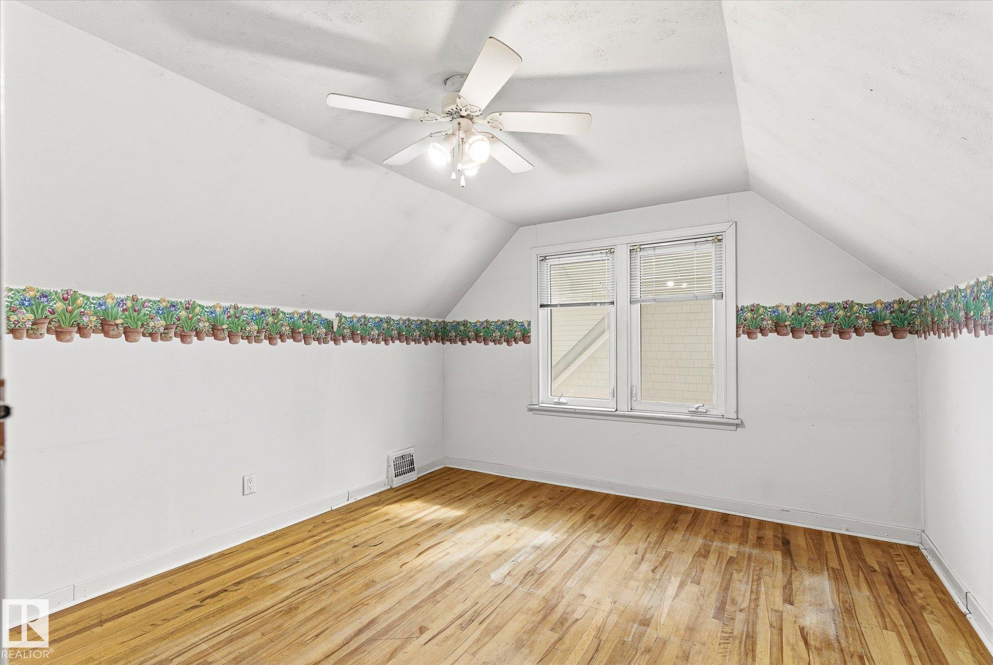 Photo 26 at 11715 123 Street NW, Inglewood, Edmonton