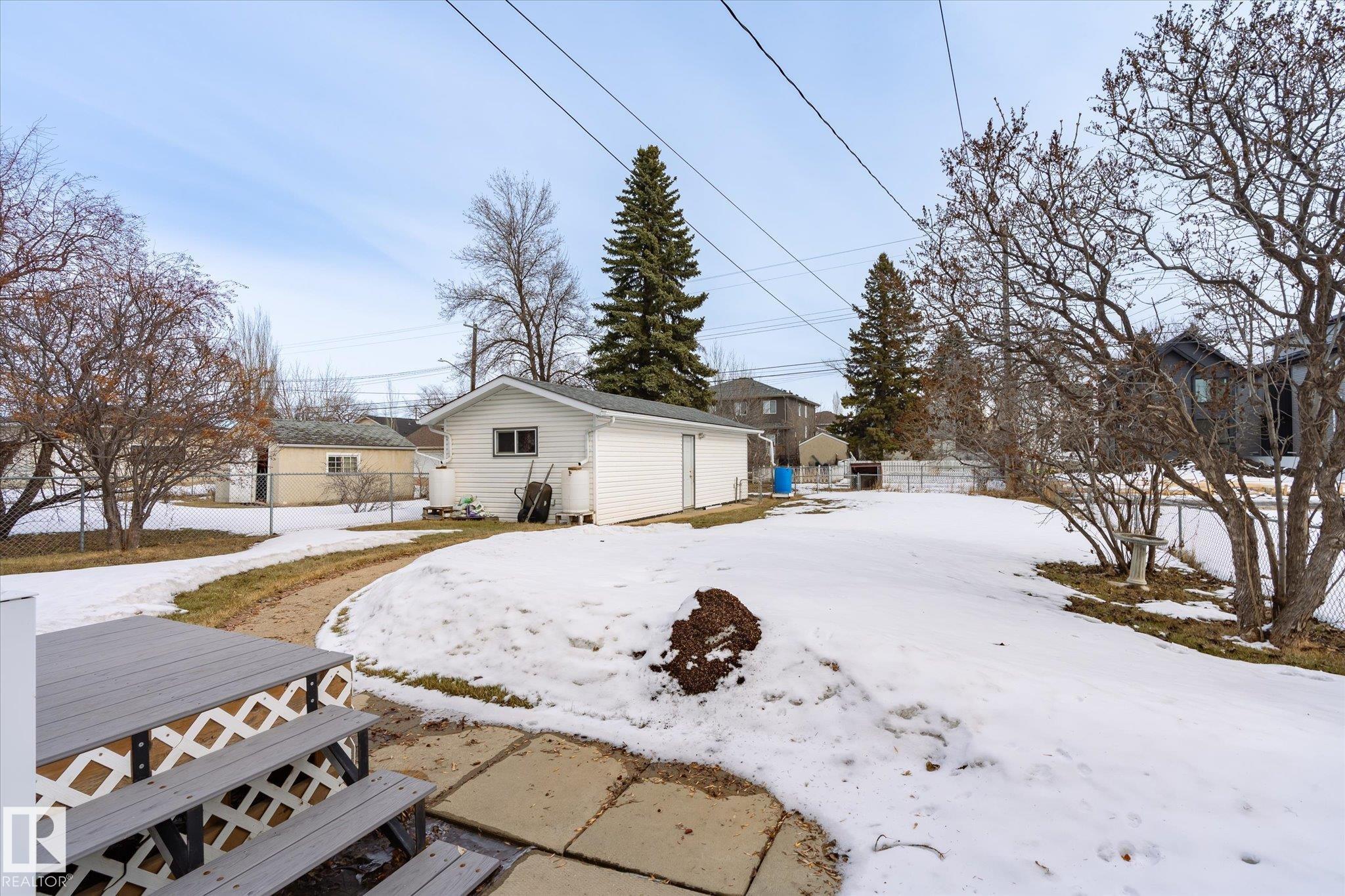 Photo 39 at 11715 123 Street NW, Inglewood, Edmonton