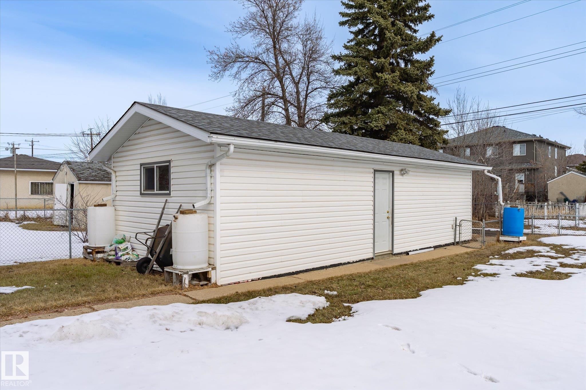 Photo 41 at 11715 123 Street NW, Inglewood, Edmonton