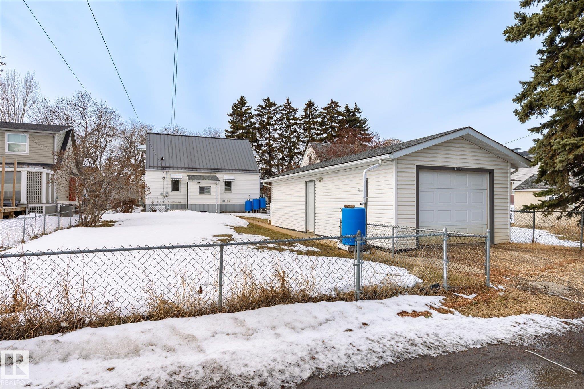 Photo 43 at 11715 123 Street NW, Inglewood, Edmonton