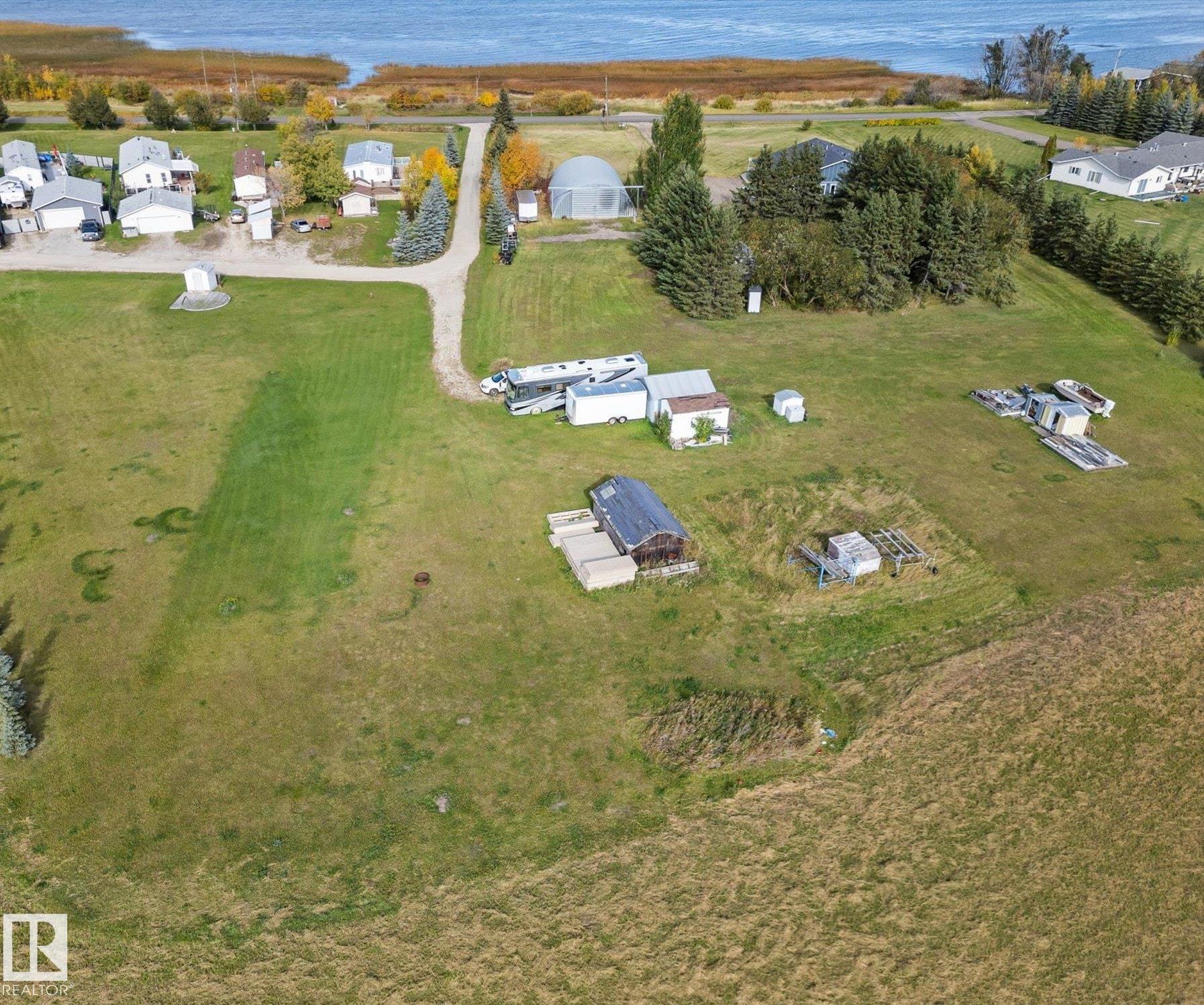 Photo 33 at #4 3401 Ste. Anne Trail, Lakeshore Cove, Rural Lac Ste. Anne County