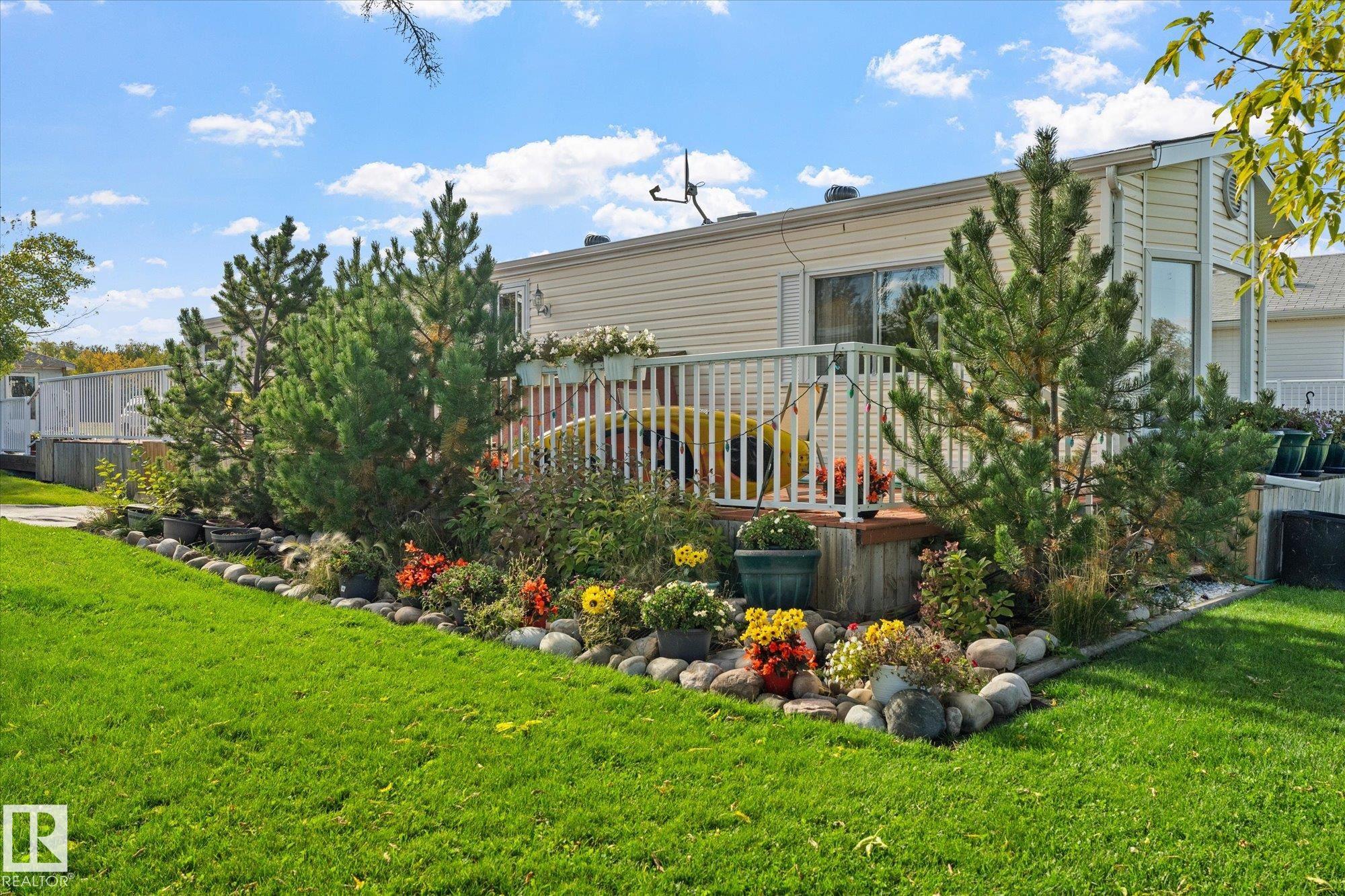 Photo 6 at #4 3401 Ste. Anne Trail, Lakeshore Cove, Rural Lac Ste. Anne County