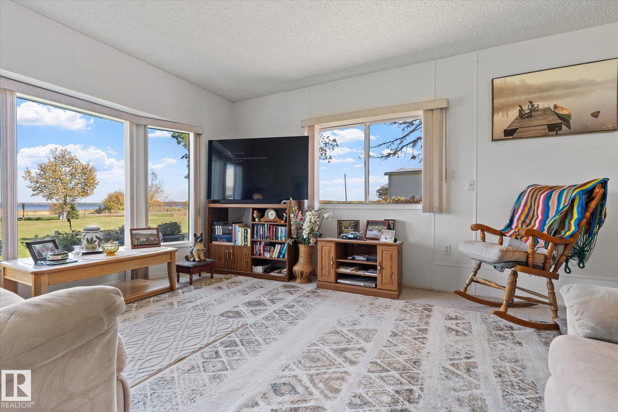 Photo 8 at #4 3401 Ste. Anne Trail, Lakeshore Cove, Rural Lac Ste. Anne County