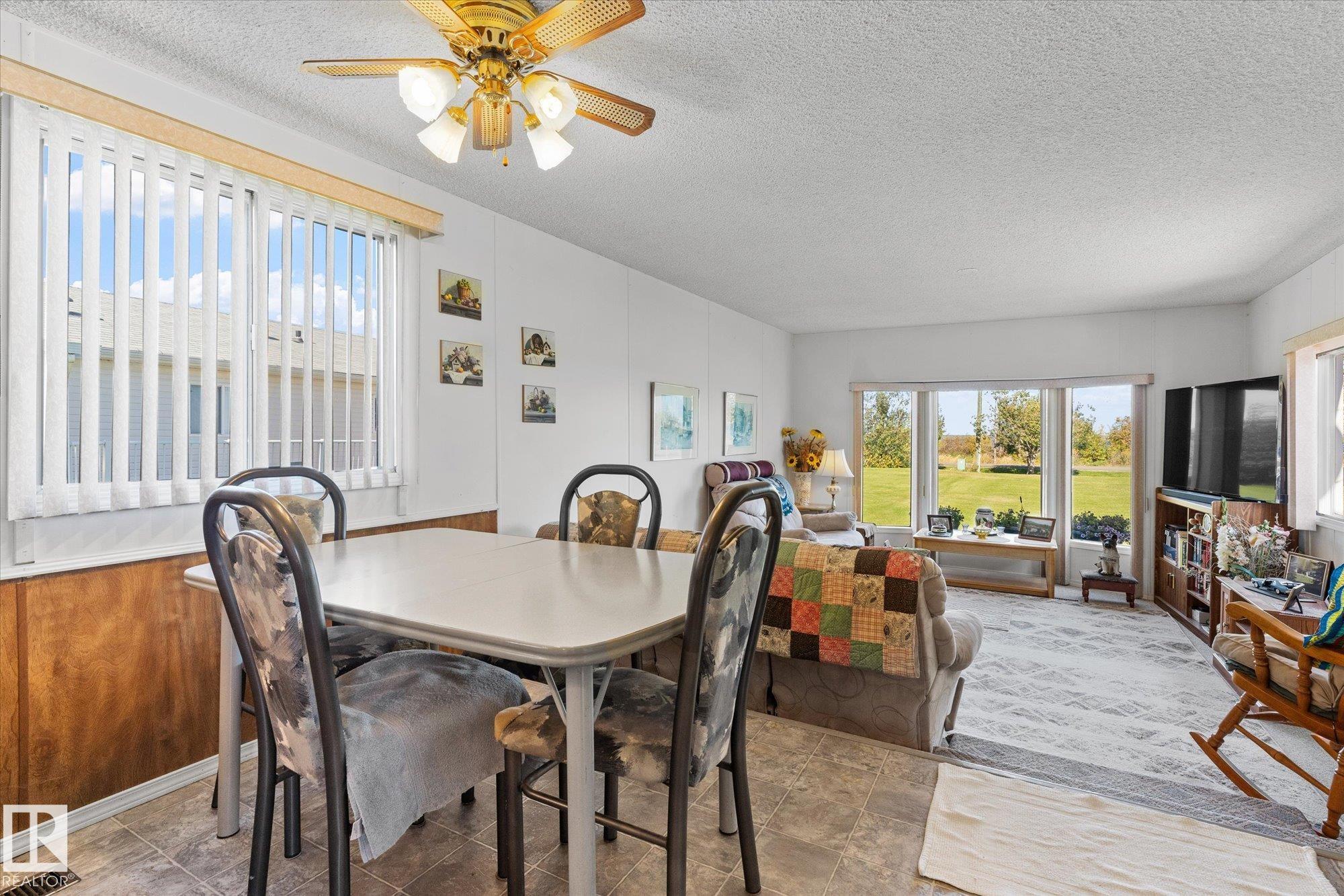 Photo 10 at #4 3401 Ste. Anne Trail, Lakeshore Cove, Rural Lac Ste. Anne County