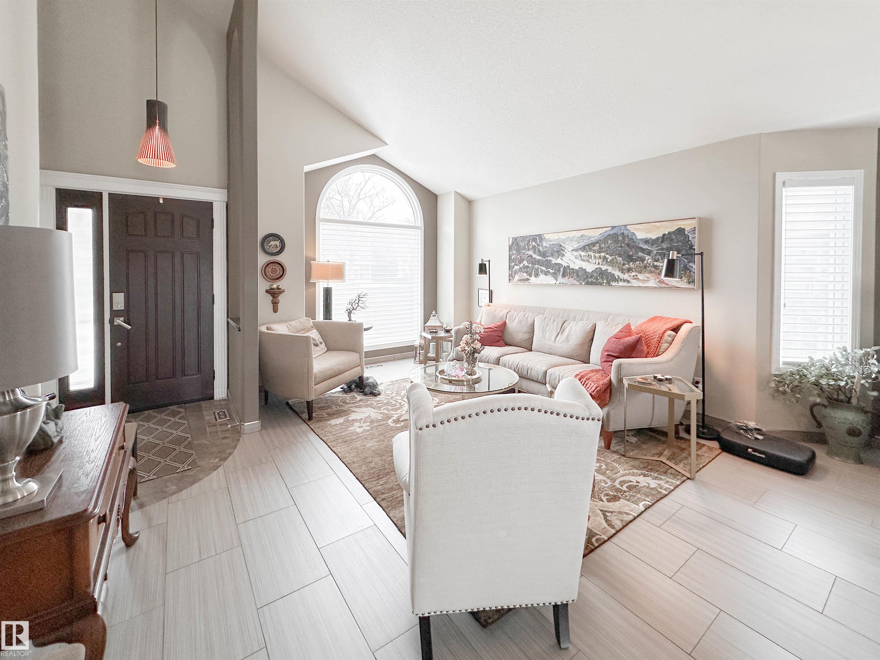 Photo 9 at 9 Deslauriers Crescent, Deer Ridge, St. Albert