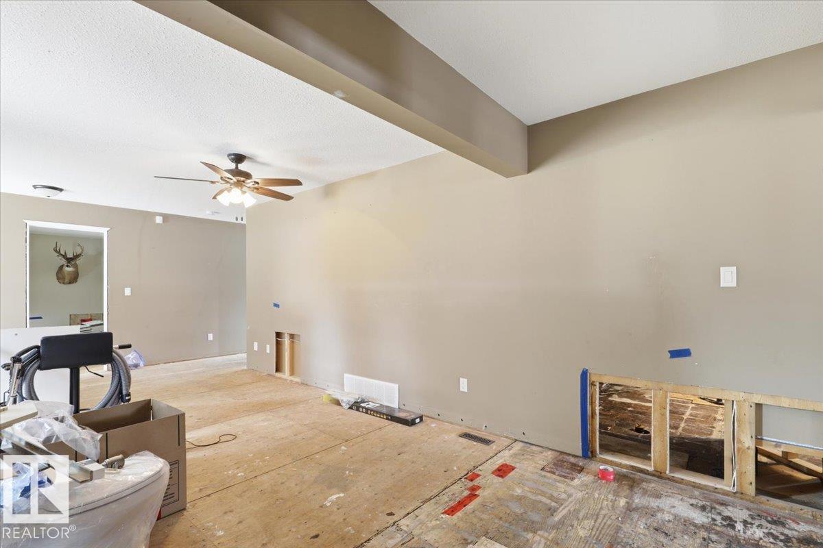 Photo 9 at A 50278 Rge Road 274, None, Rural Leduc County