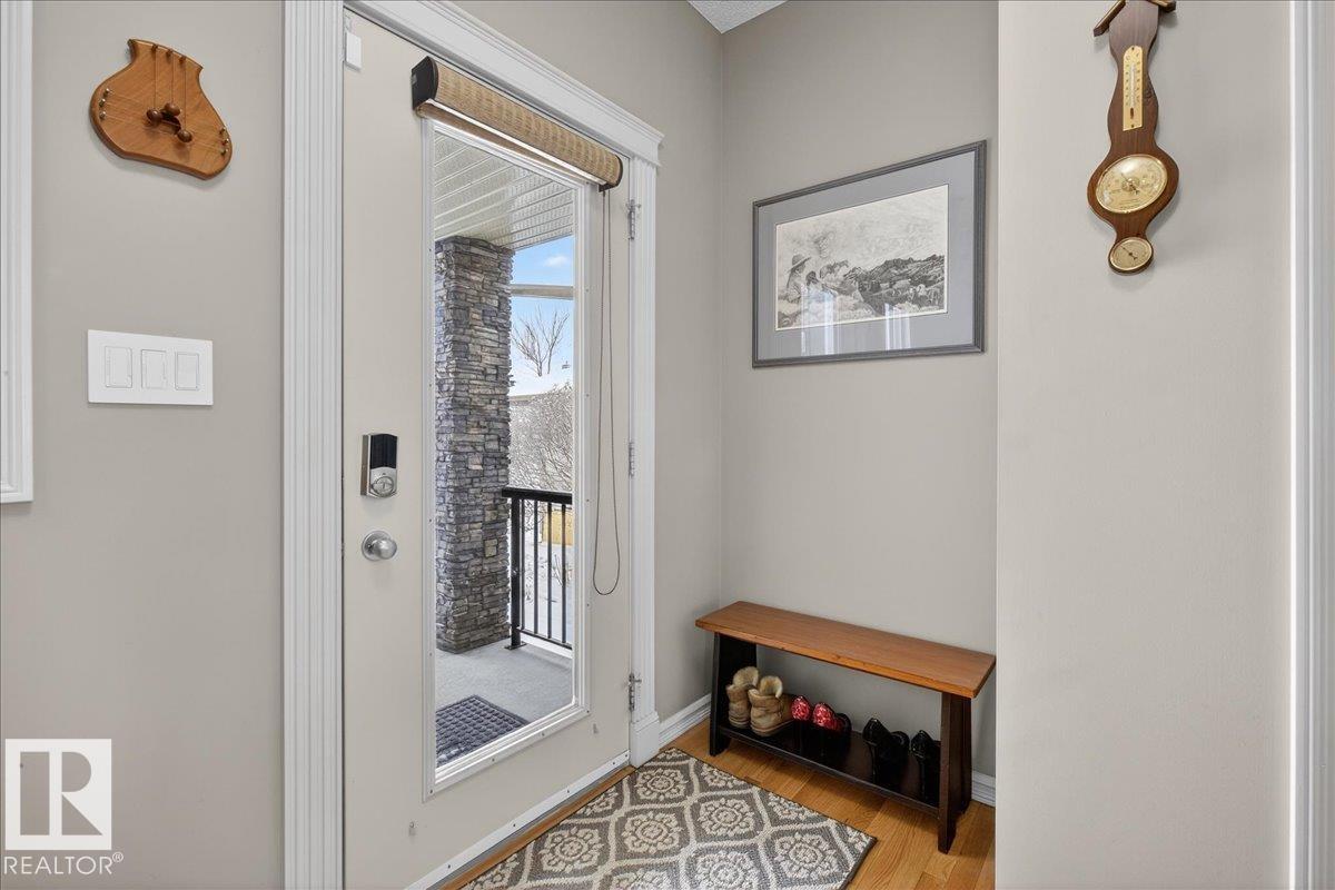 942 Chahley Crescent NW, Cameron Heights, Edmonton