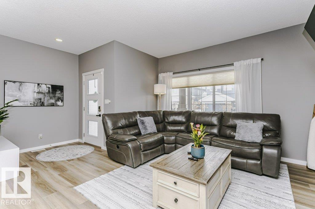 Photo 4 at 320 Balsam Link, Woodbend, Leduc
