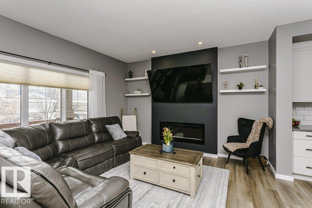 Photo 6 at 320 Balsam Link, Woodbend, Leduc