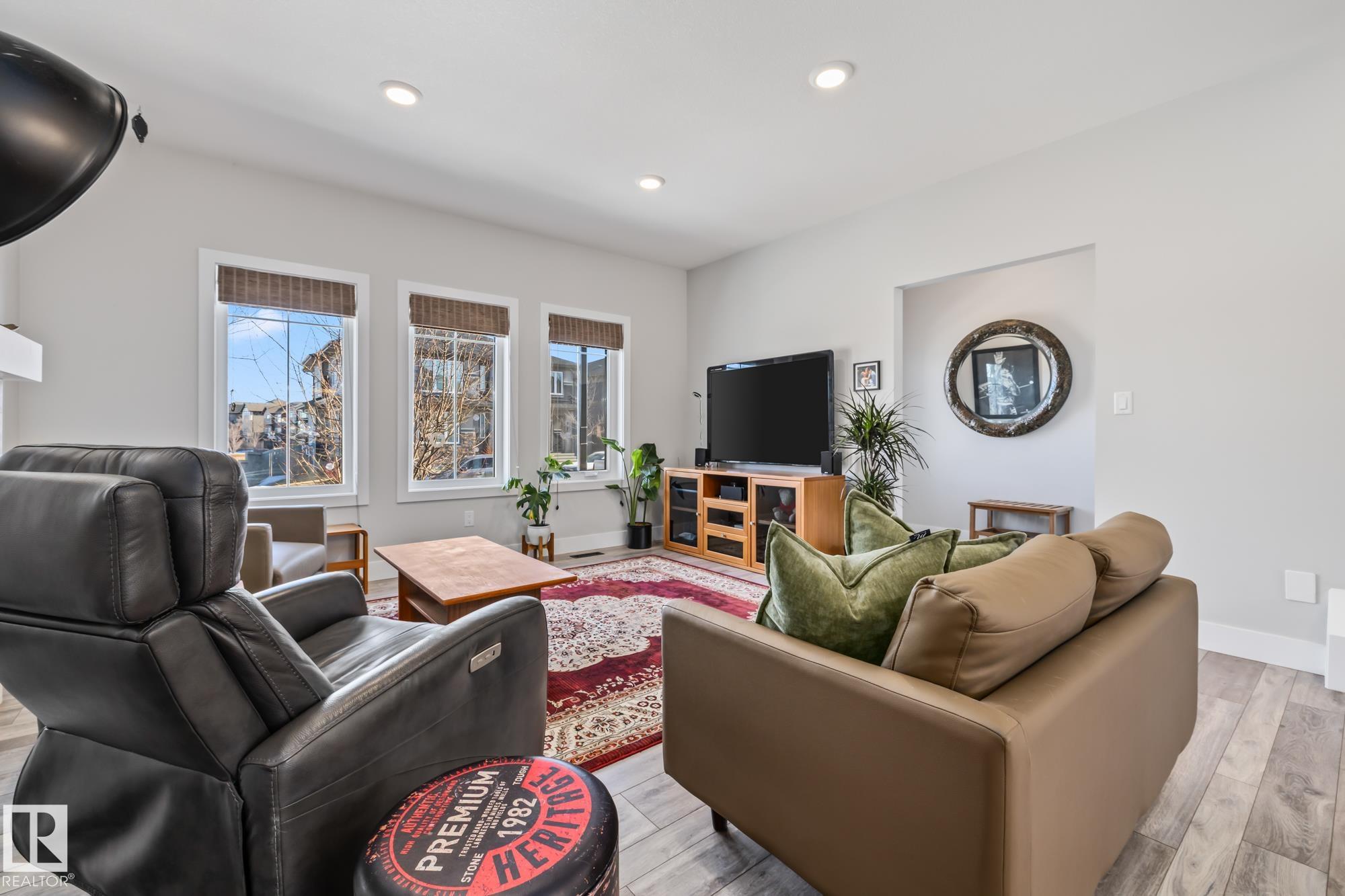 3108 Keswick Way SW, Keswick, Edmonton