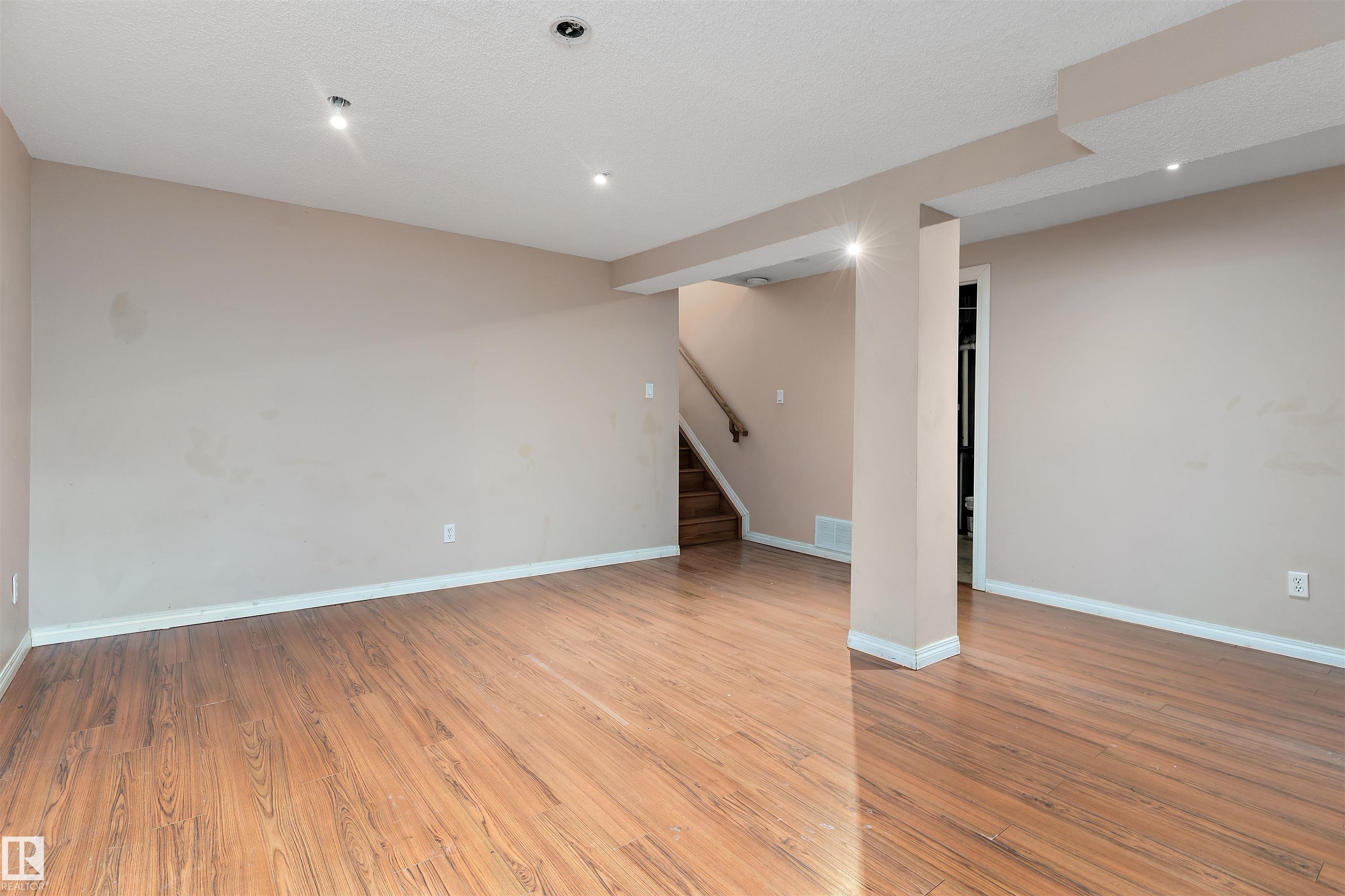 Photo 24 at 196 Roseland Village NW, Northmount, Edmonton