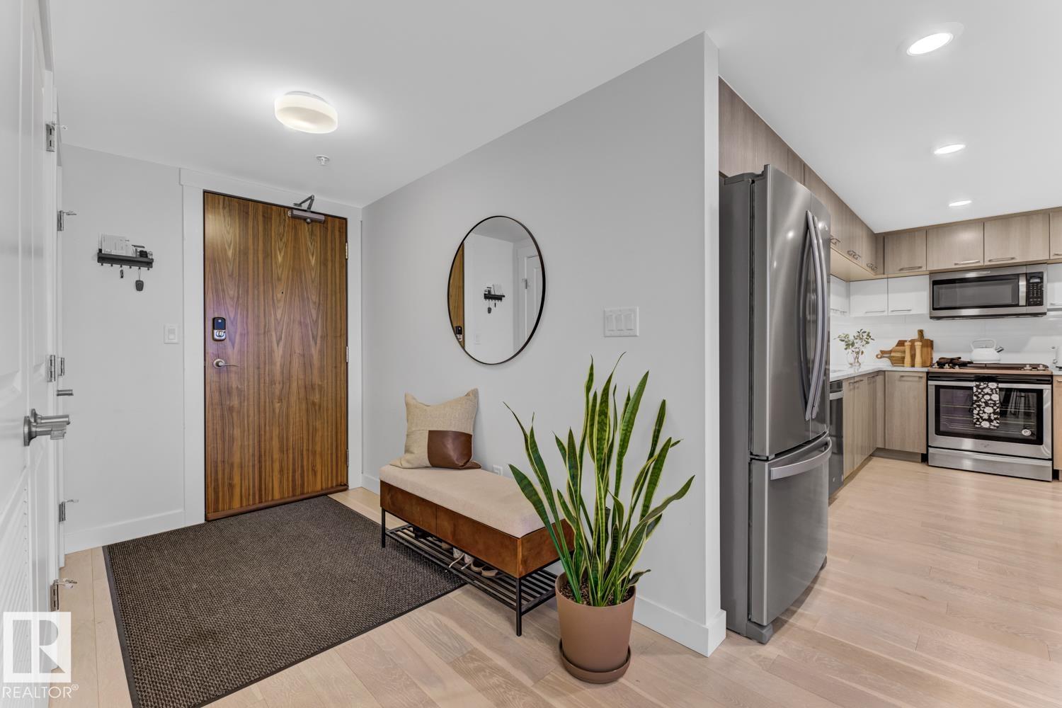 606 - 9720 106 Street NW, Downtown, Edmonton