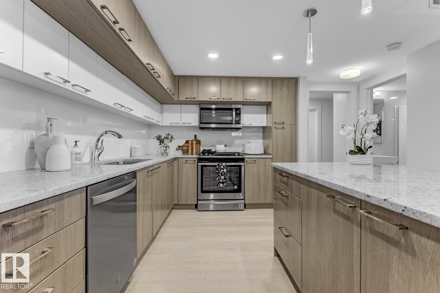 Photo 11 at 606 - 9720 106 Street NW, Downtown, Edmonton