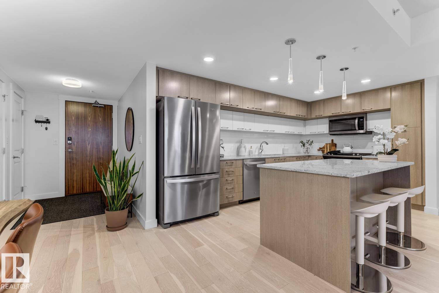 Photo 6 at 606 - 9720 106 Street NW, Downtown, Edmonton