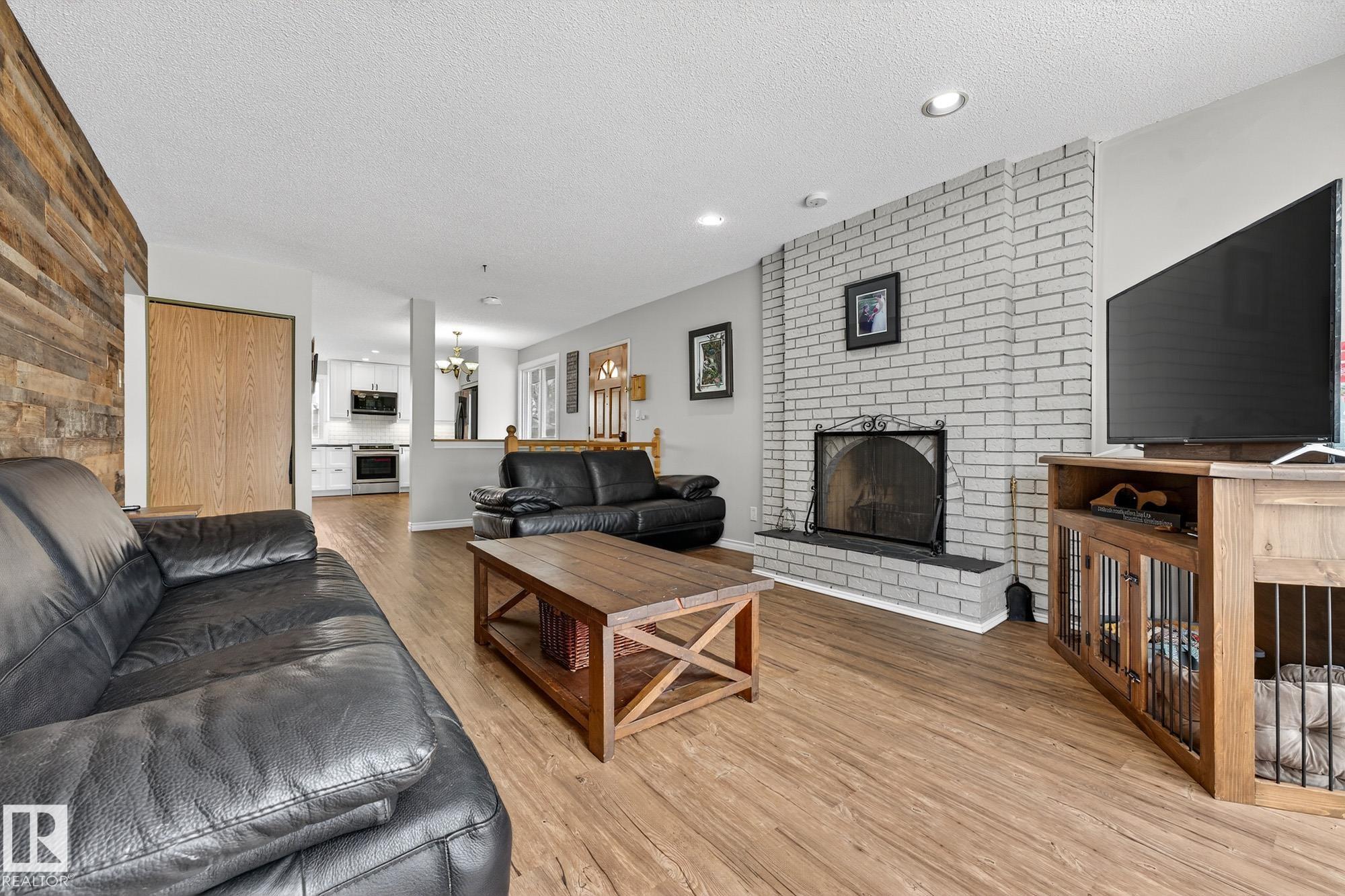 Photo 18 at 18 Hummingbird Road, Brentwood, Sherwood Park