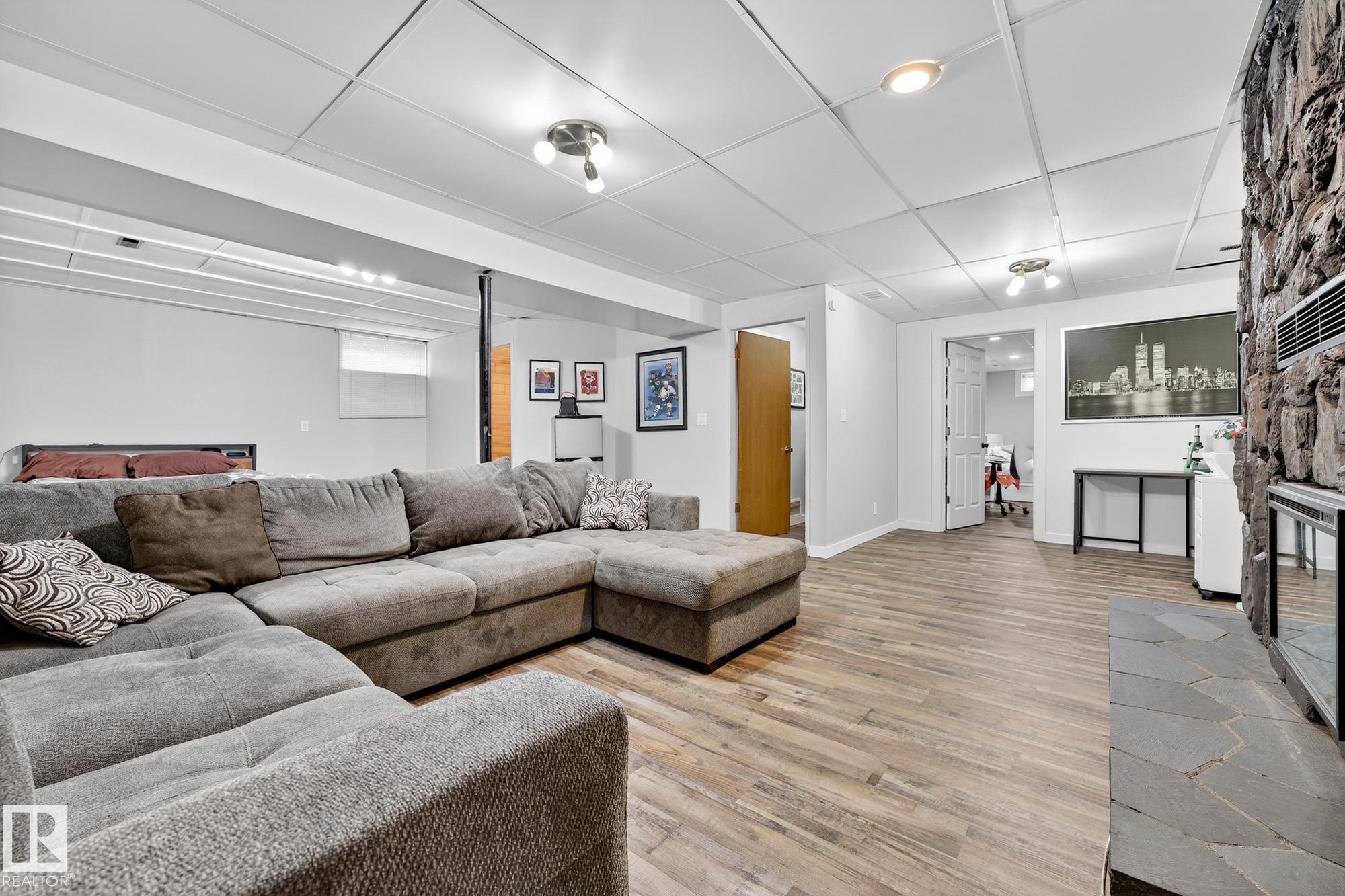 Photo 40 at 18 Hummingbird Road, Brentwood, Sherwood Park