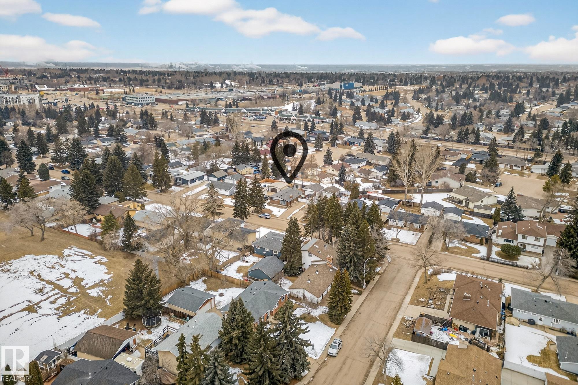 18 Hummingbird Road, Brentwood, Sherwood Park