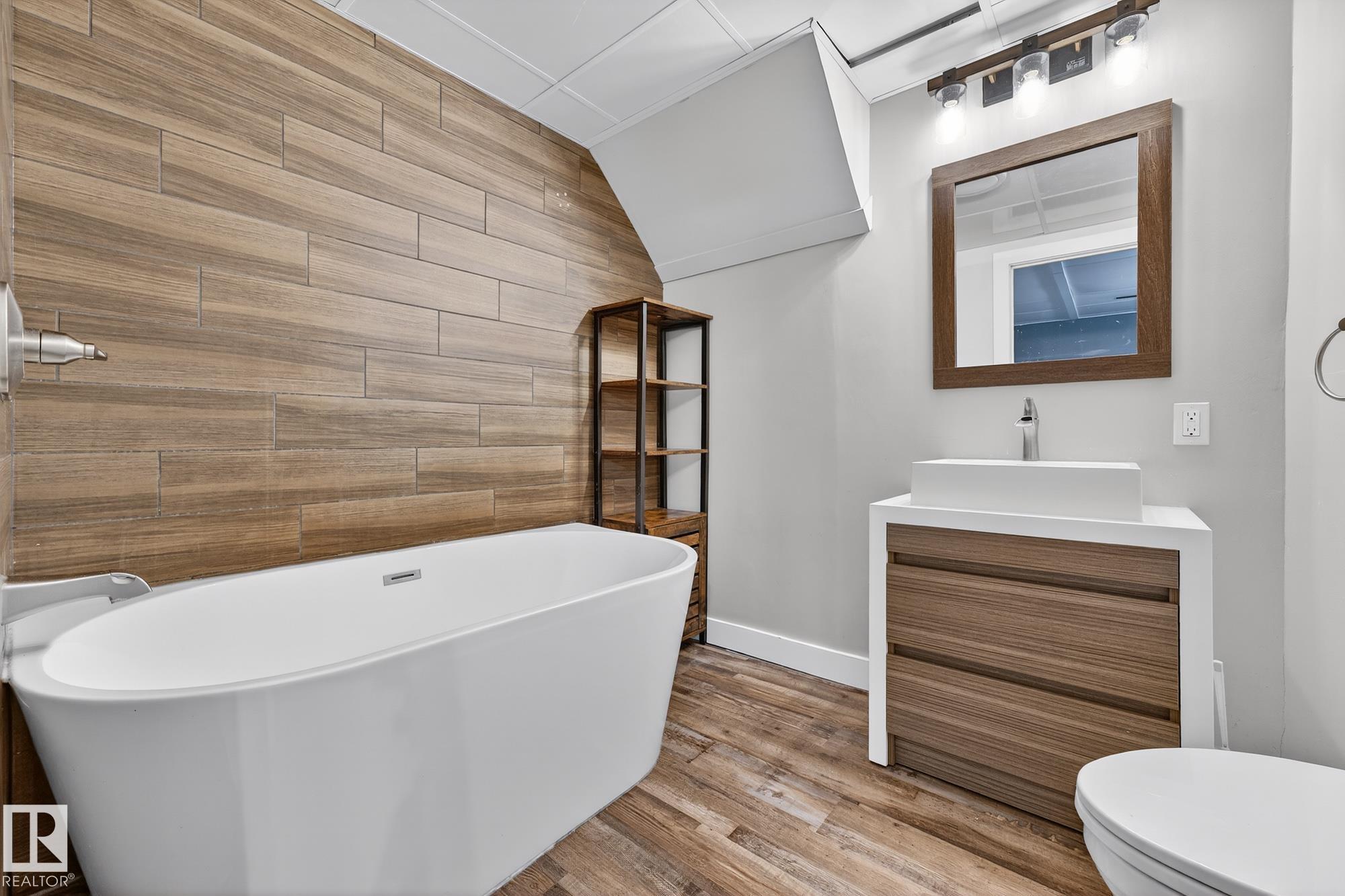 Photo 44 at 18 Hummingbird Road, Brentwood, Sherwood Park