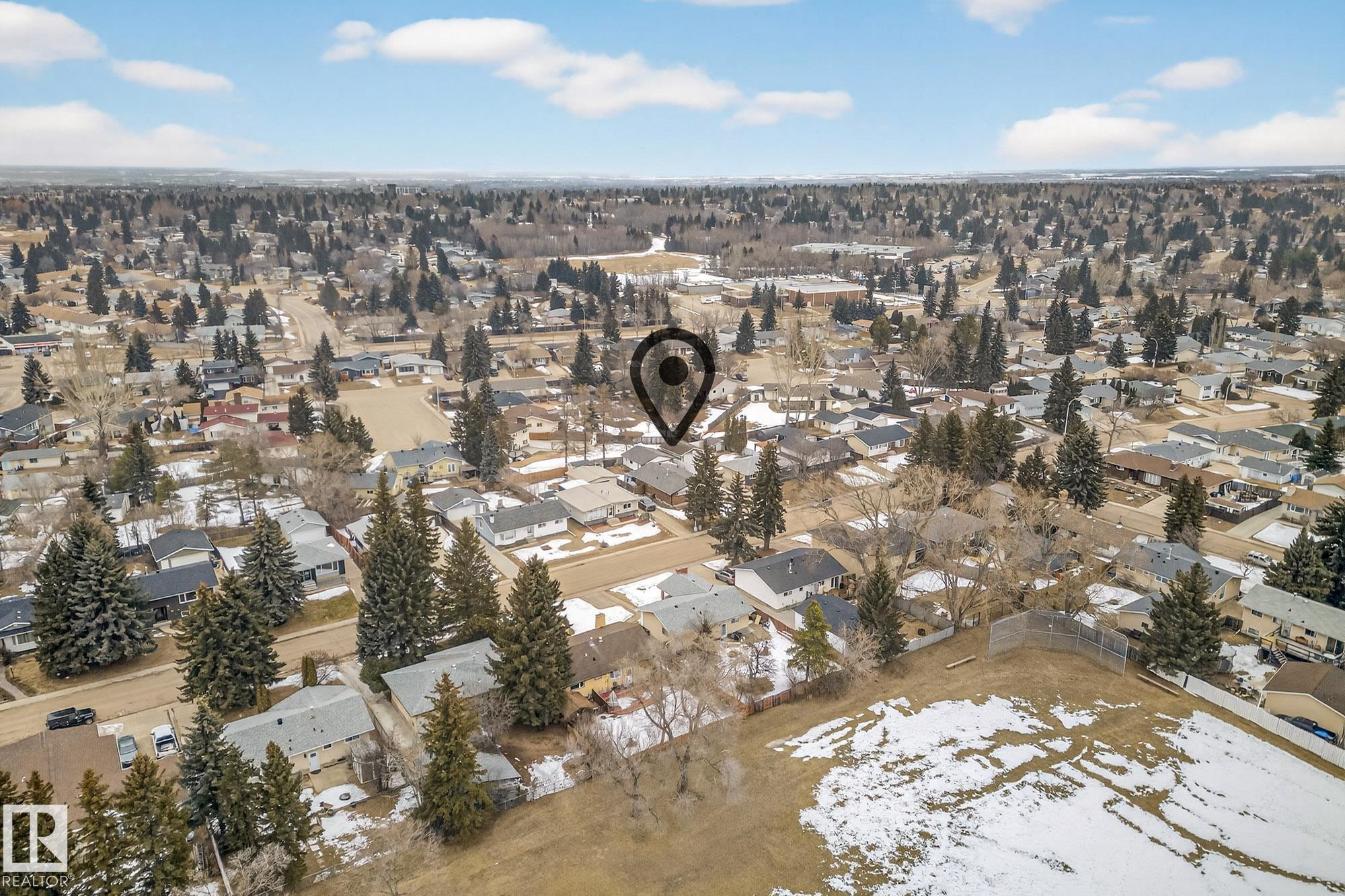 Photo 6 at 18 Hummingbird Road, Brentwood, Sherwood Park