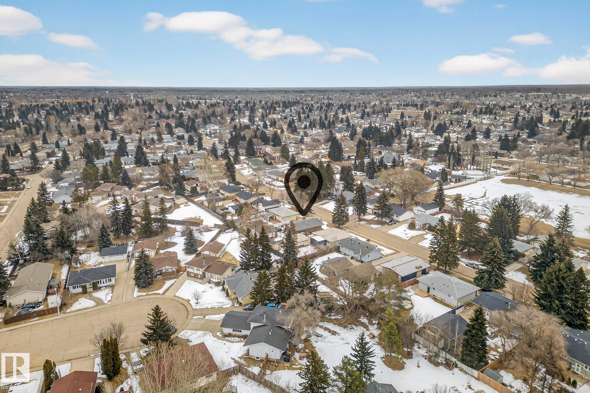 Photo 7 at 18 Hummingbird Road, Brentwood, Sherwood Park