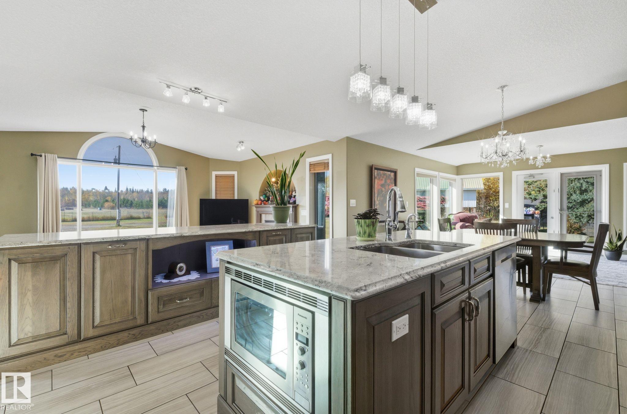 Photo 12 at 22516 Twp Road 572, None, Rural Sturgeon County