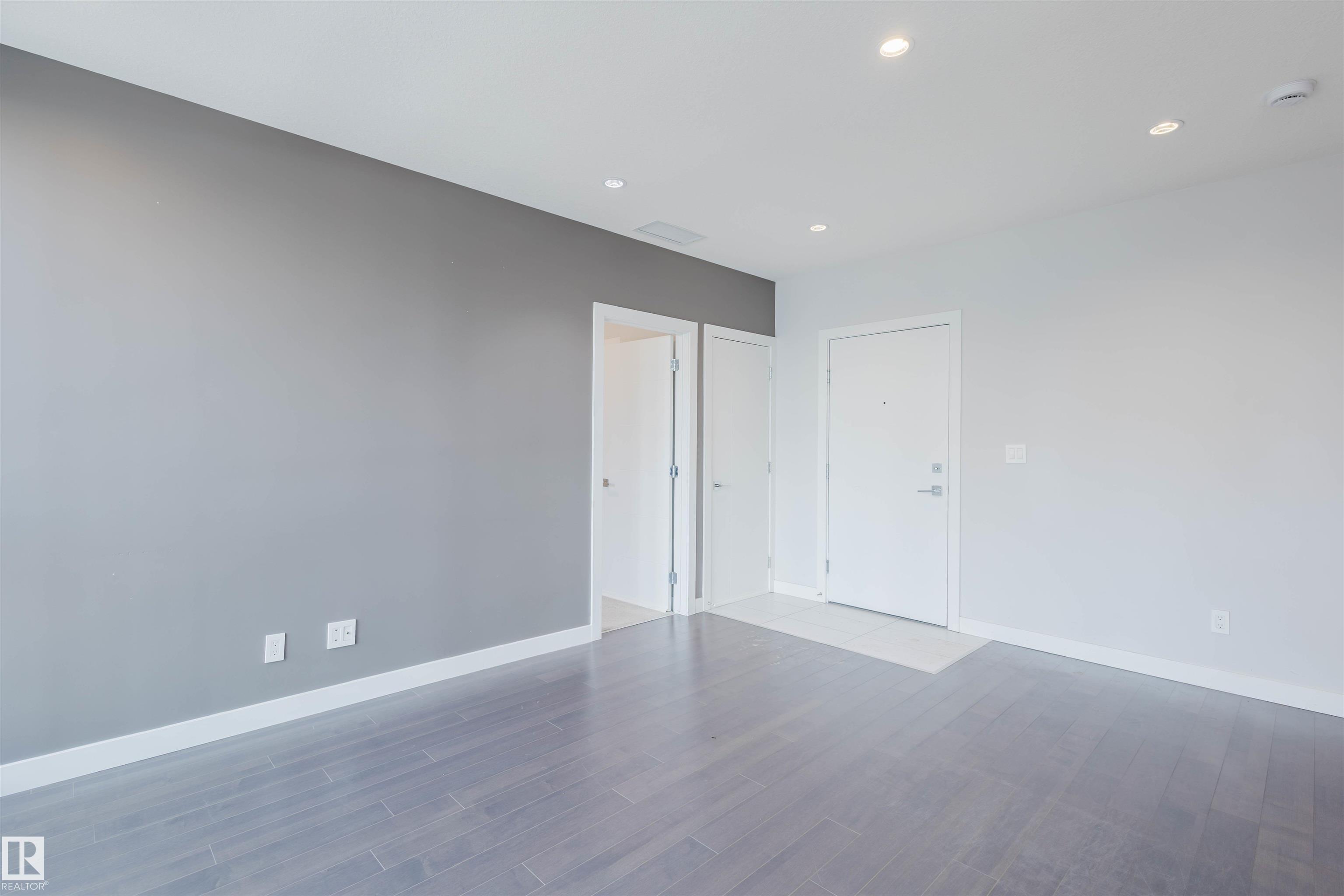 Photo 8 at 502 - 10238 103 Street NW, Downtown, Edmonton