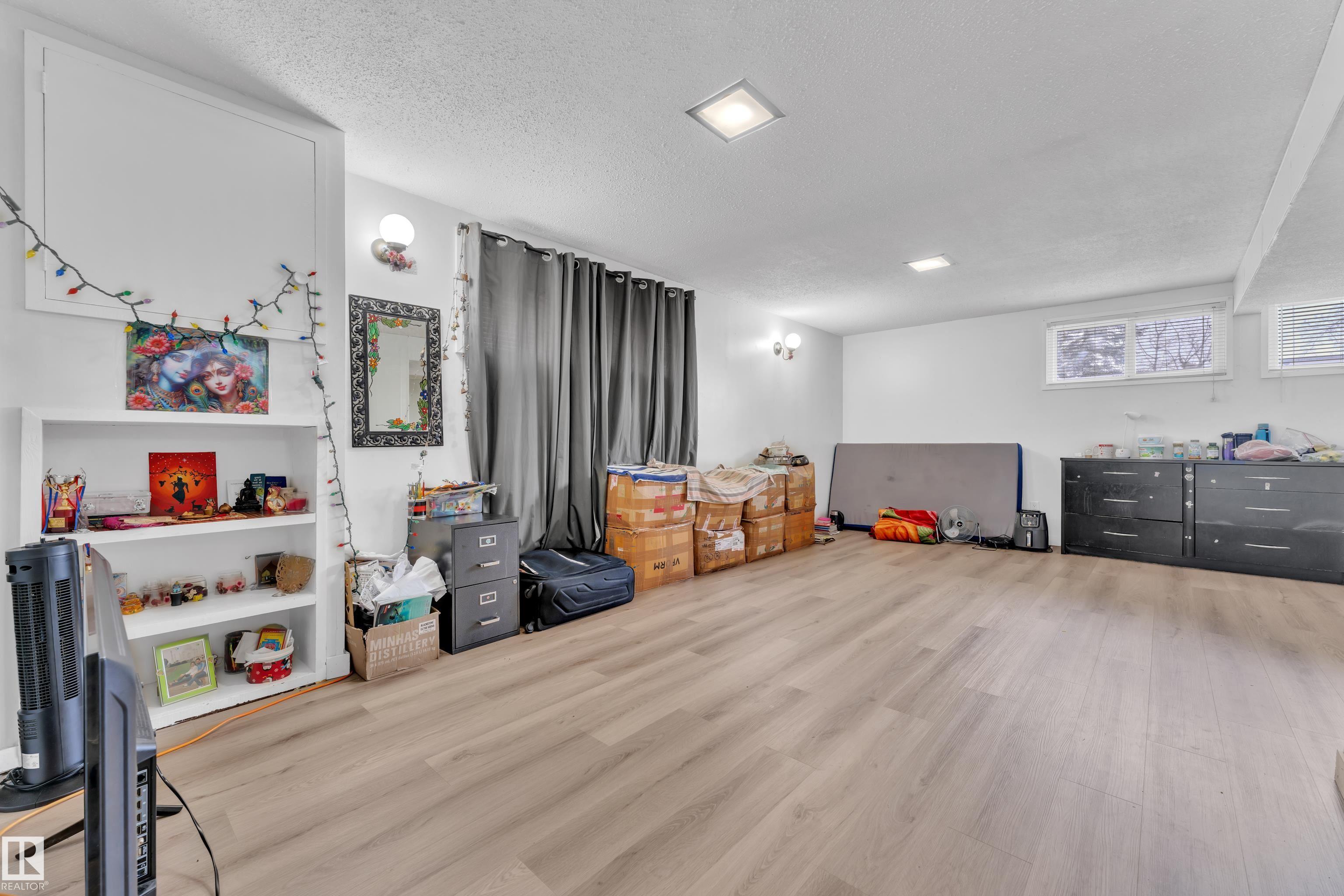 Photo 29 at 11429 39 Avenue NW, Greenfield, Edmonton