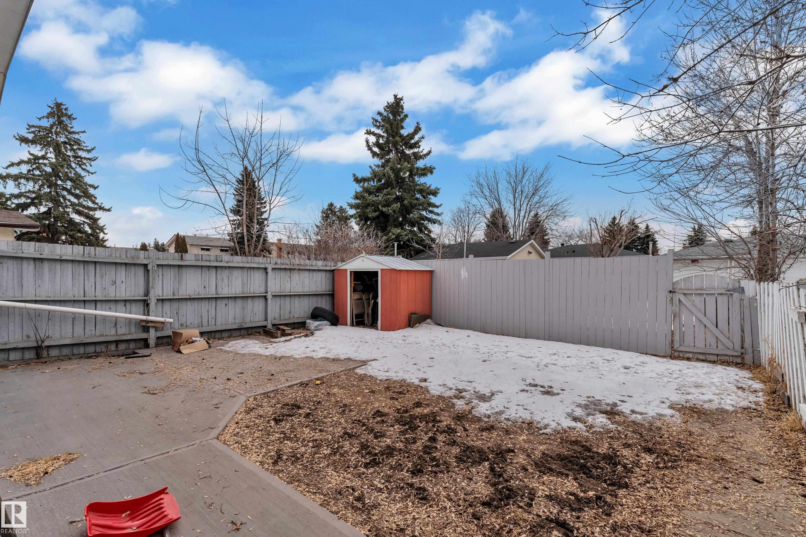 Photo 38 at 11429 39 Avenue NW, Greenfield, Edmonton
