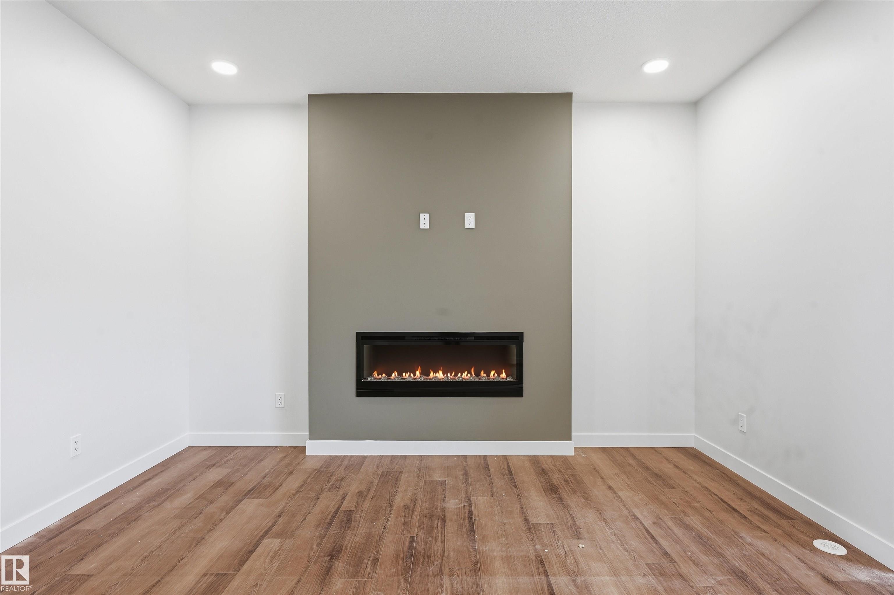 Photo 9 at 2307 160 Street SW, Glenridding Heights, Edmonton