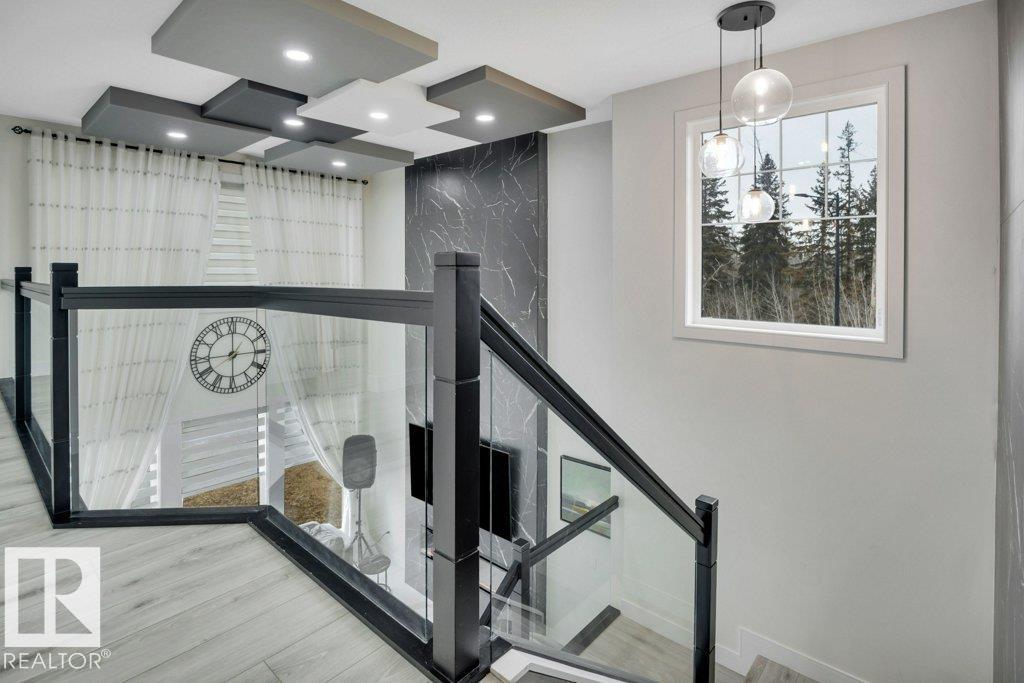 Photo 18 at 1232 Eaton Lane NW, Edgemont, Edmonton