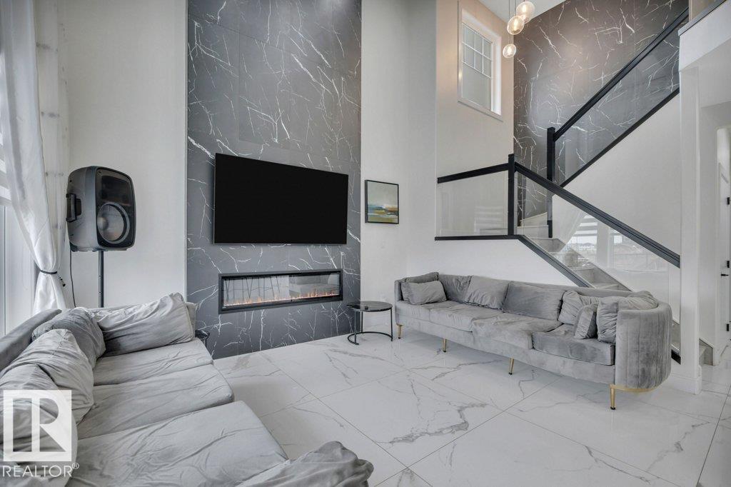 Photo 6 at 1232 Eaton Lane NW, Edgemont, Edmonton